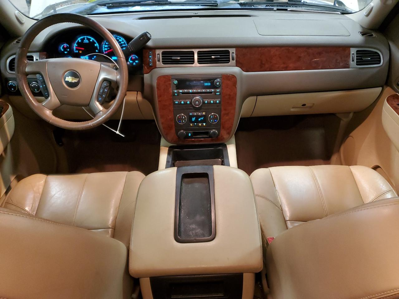 2013 Chevrolet Silverado - Image 8