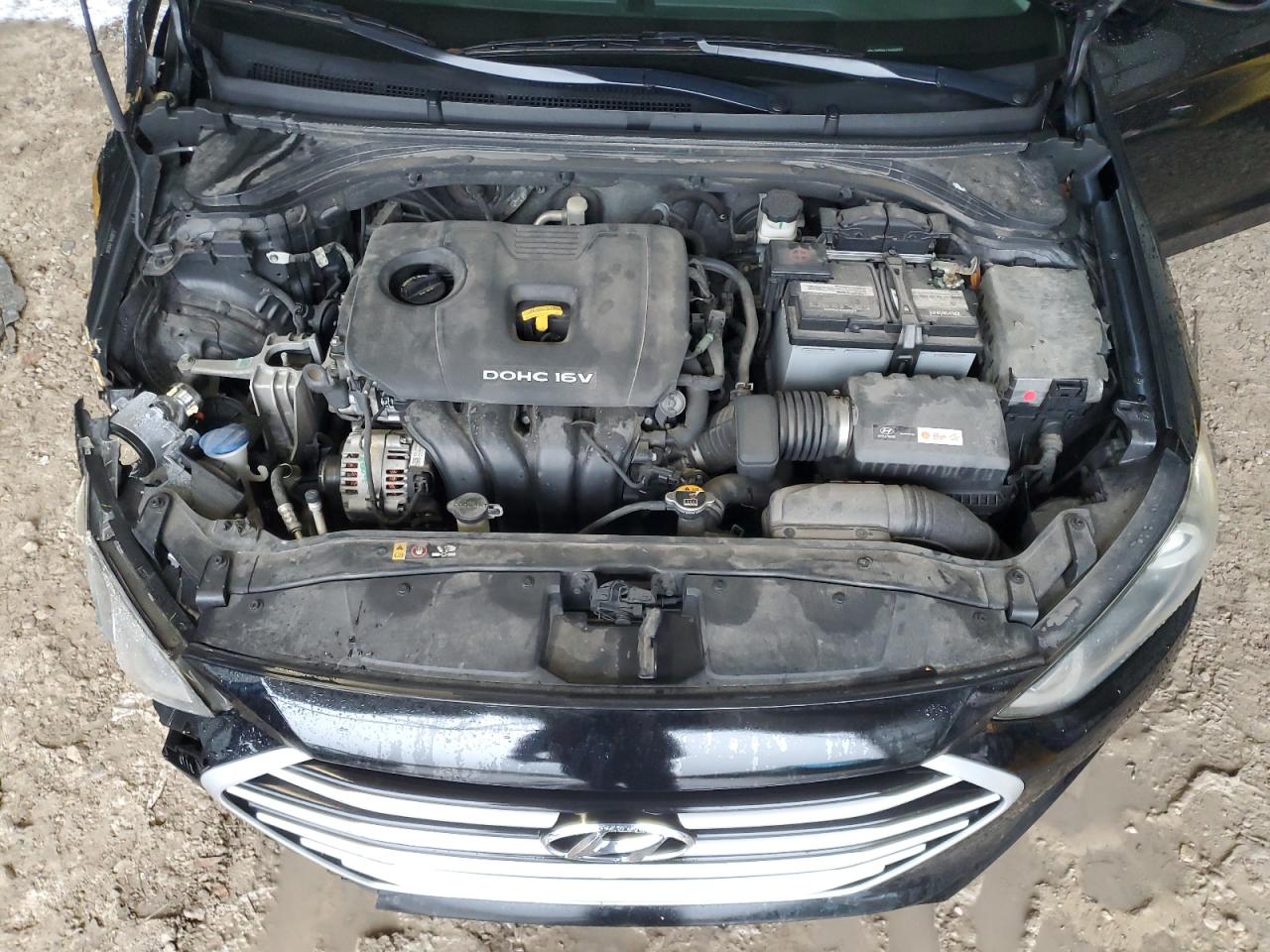 2017 Hyundai Elantra - Image 11