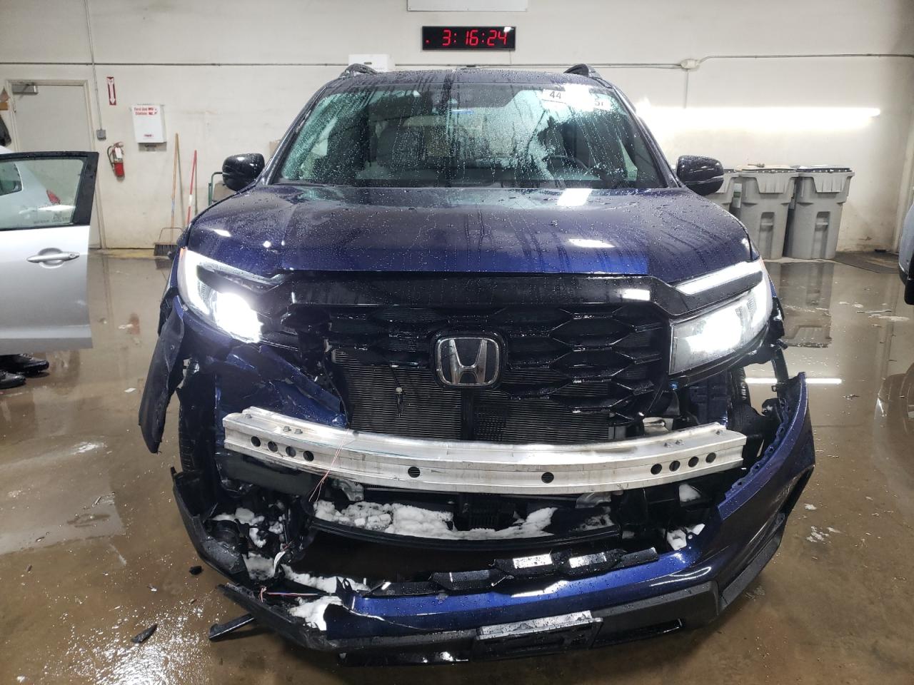 2022 Honda Passport - Image 5