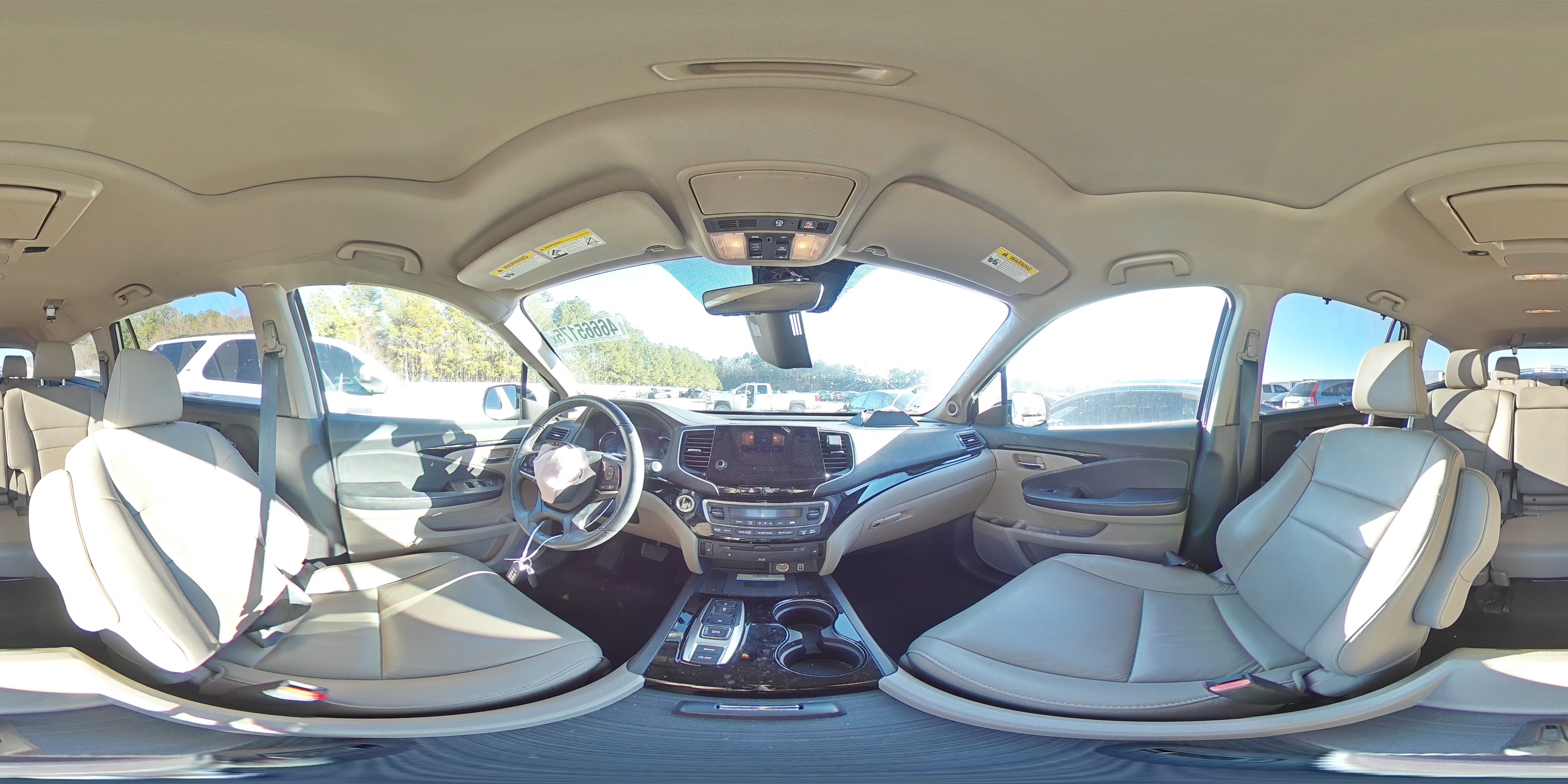 2019 Honda Pilot - Image 13