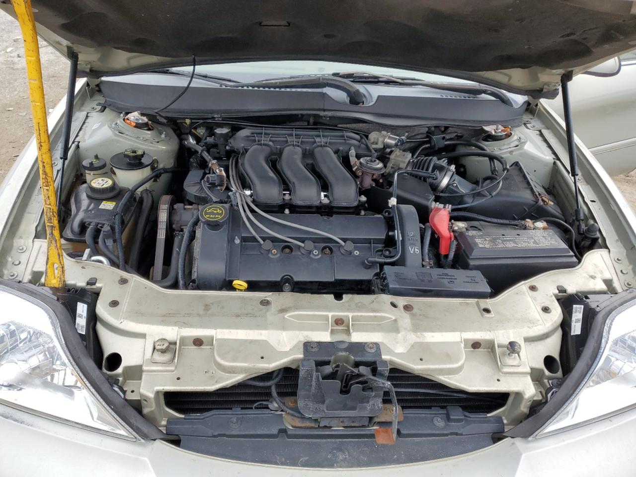 2003 Mercury Sable - Image 12