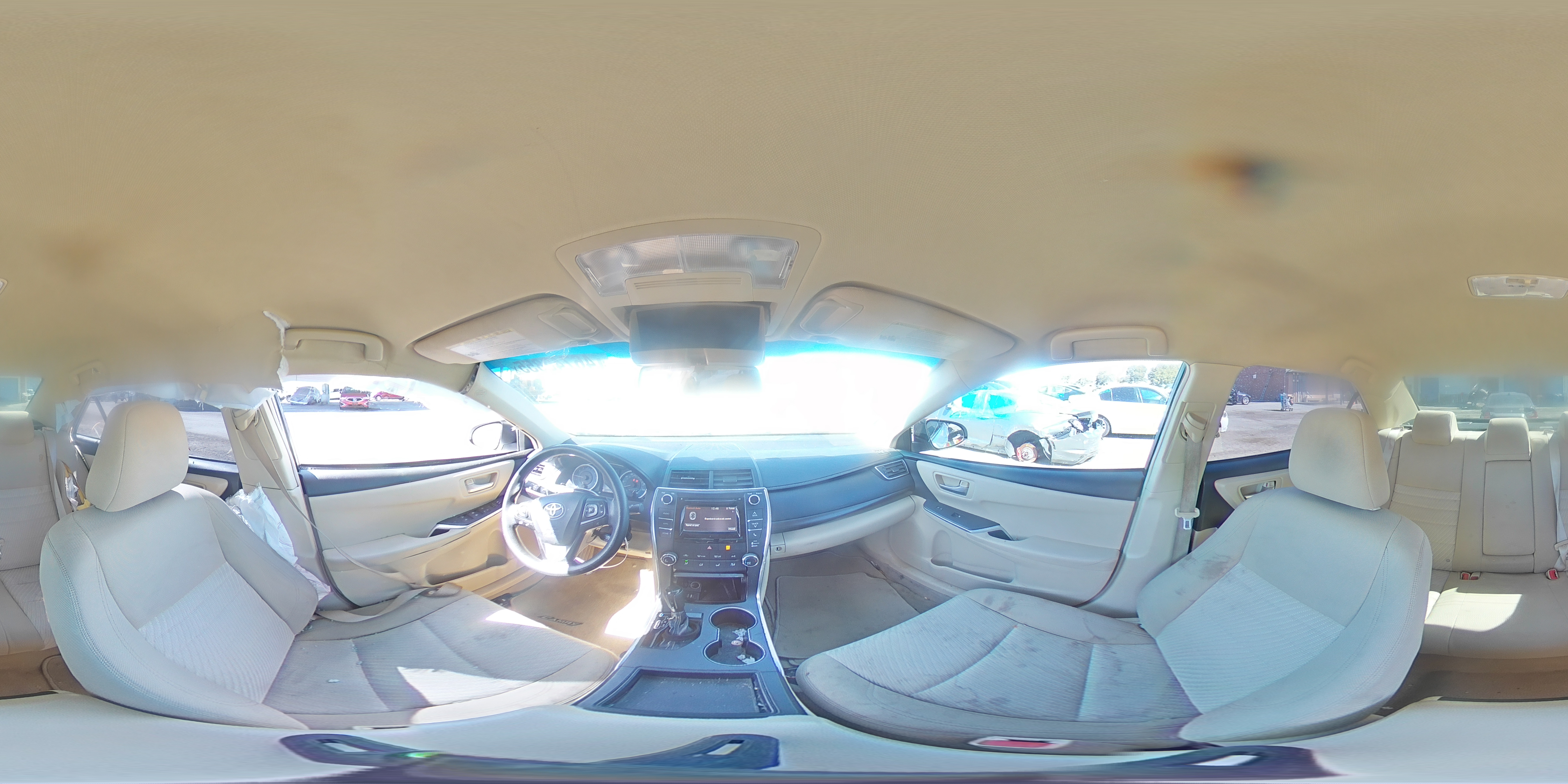 2015 Toyota Camry - Image 13