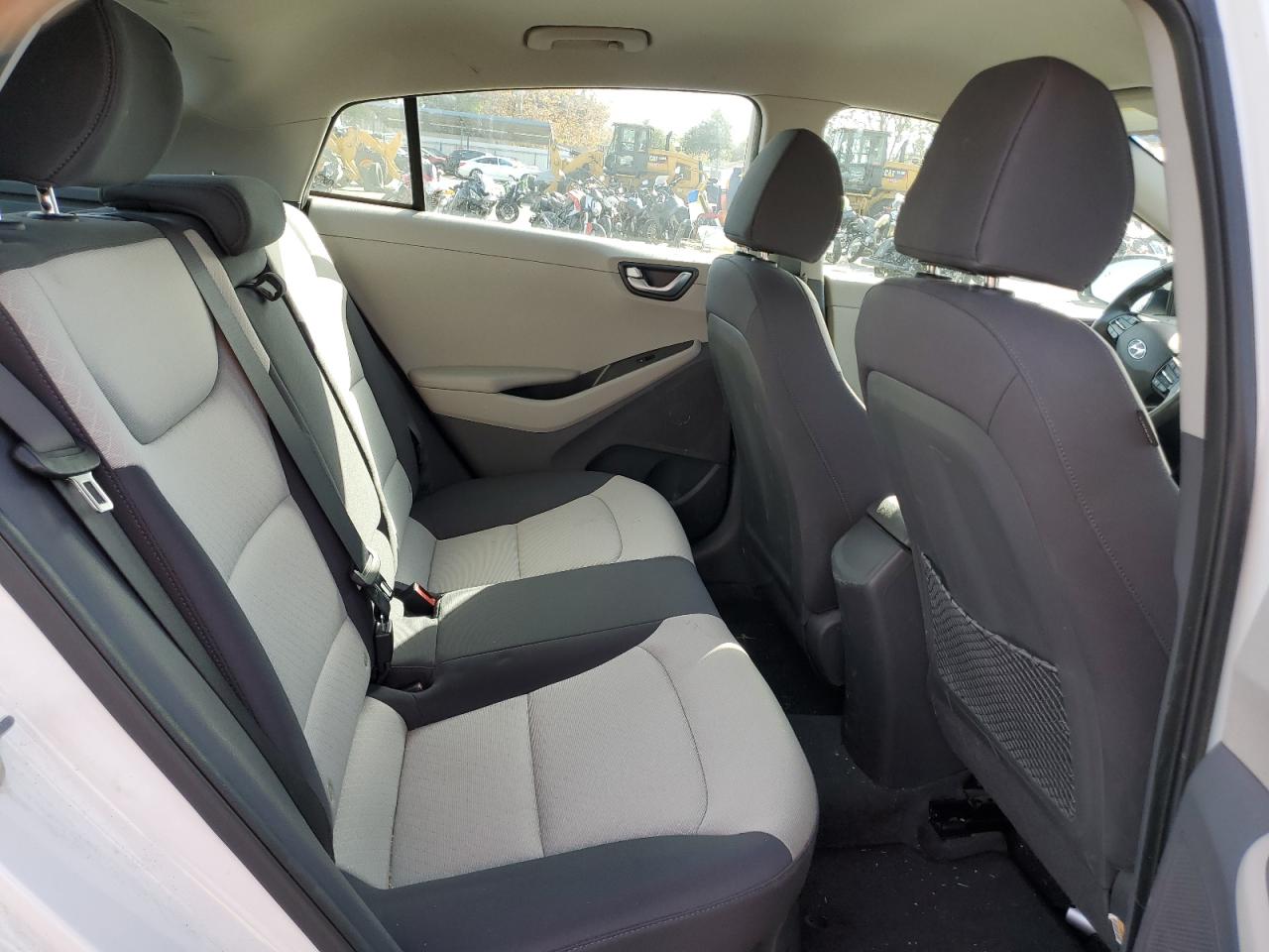2017 Hyundai IONIQ - Image 10