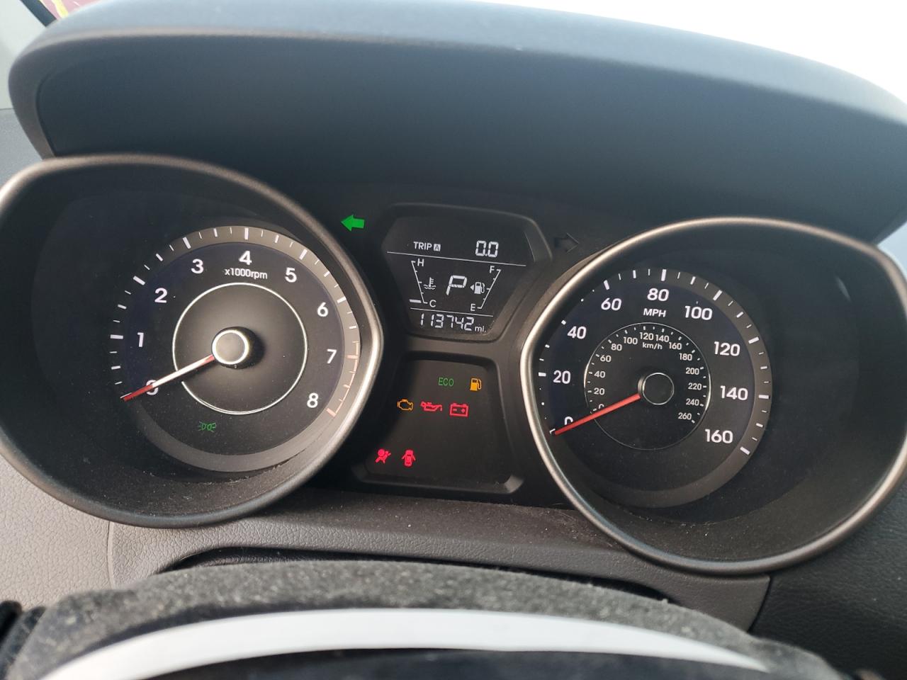2016 Hyundai Elantra - Image 9