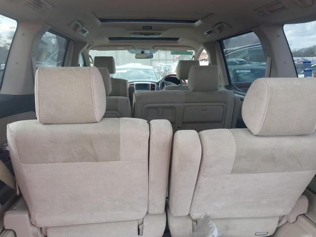 2004 TOYOTA ALPHARD