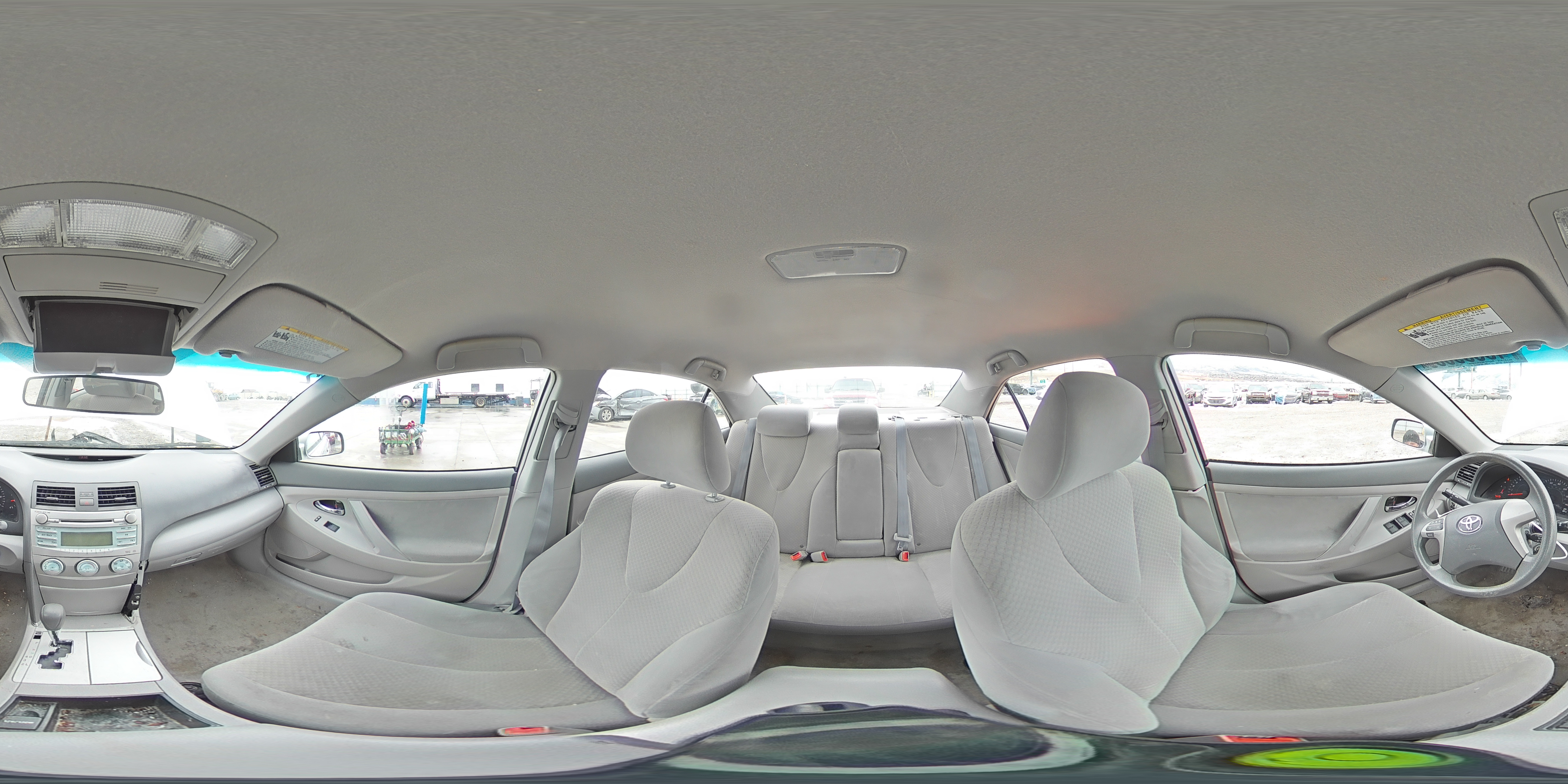 2009 Toyota Camry - Image 12
