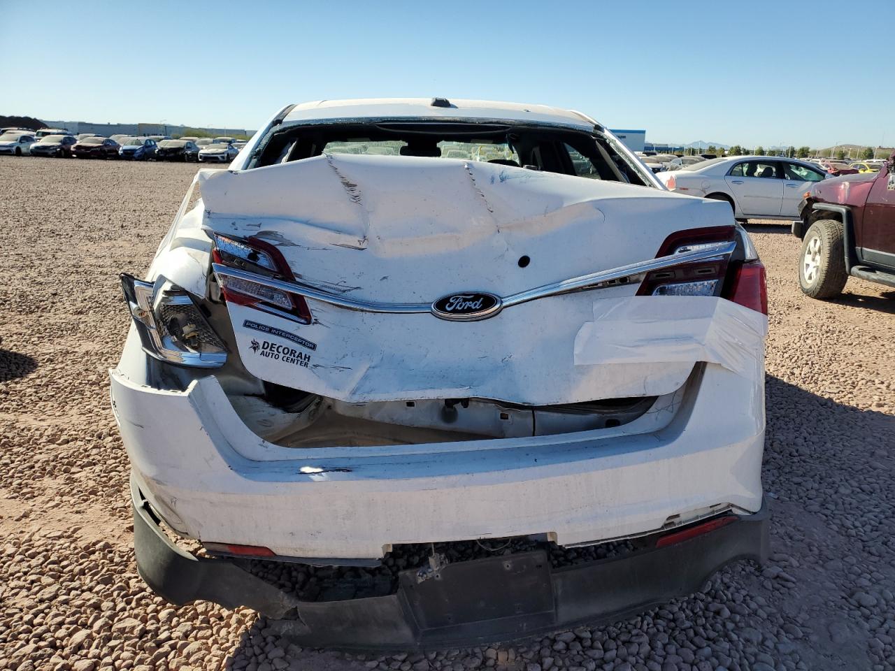 2015 Ford Taurus - Image 6