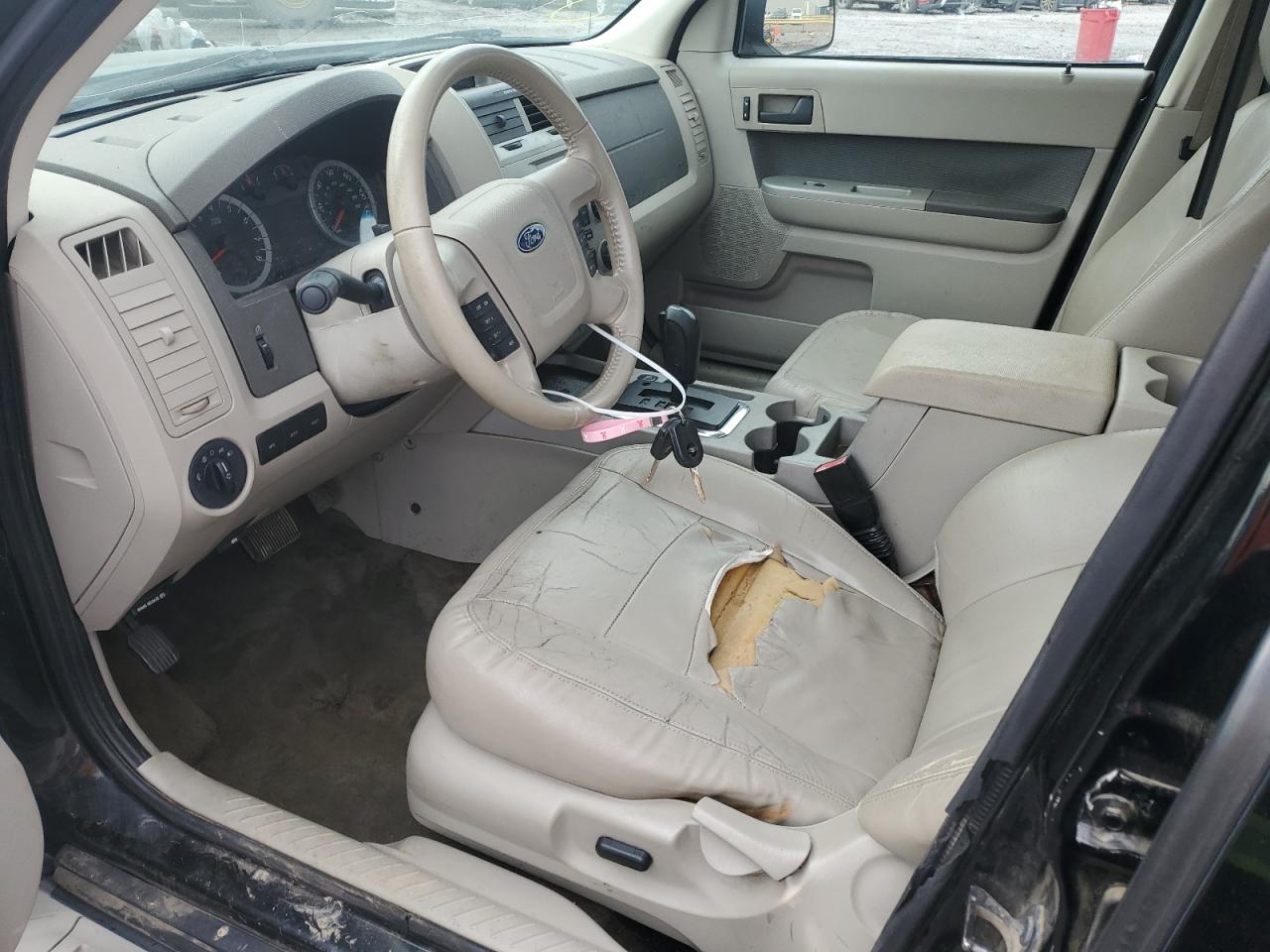 2010 Ford Escape - Image 7