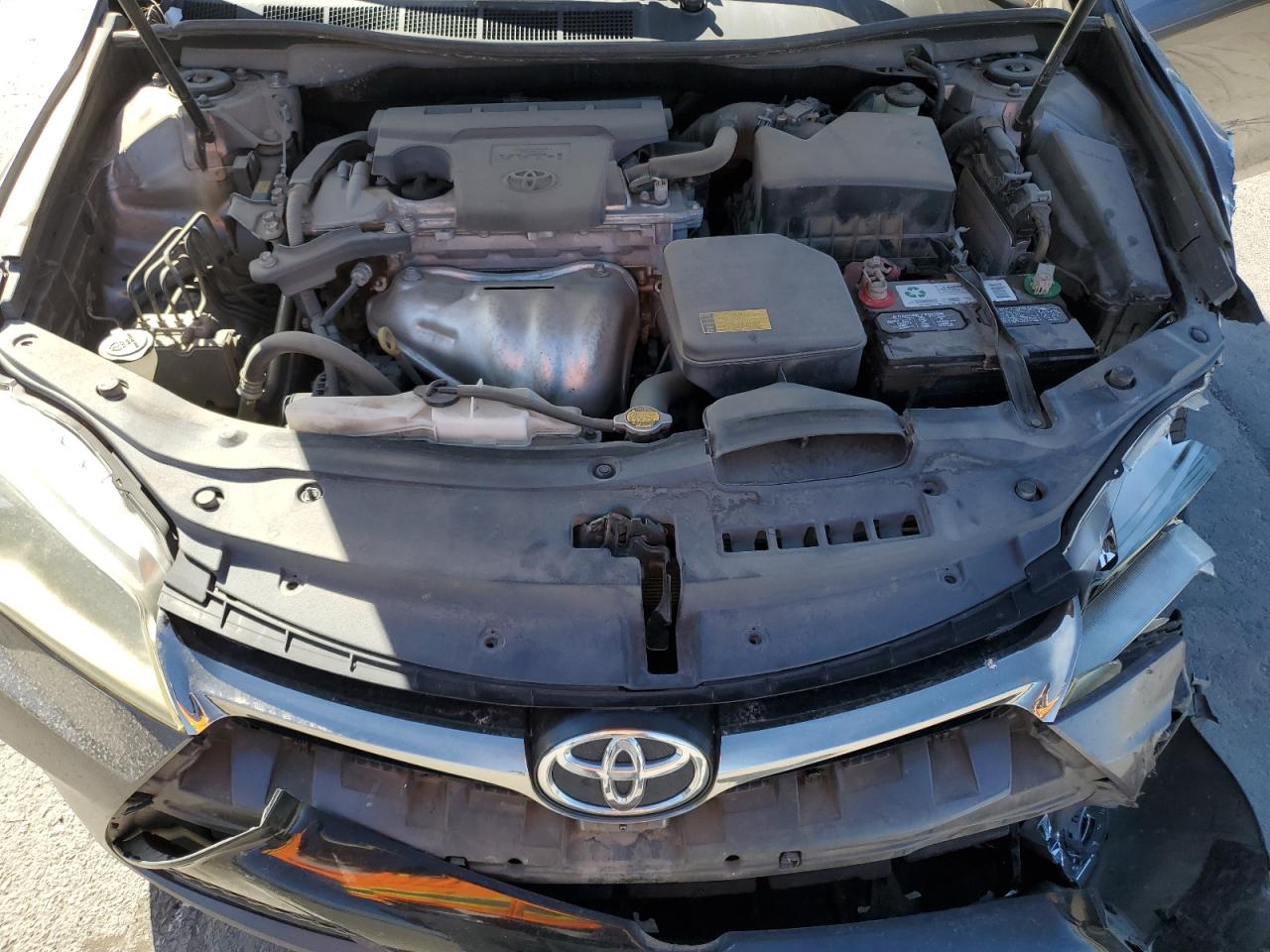 2015 Toyota Camry - Image 11