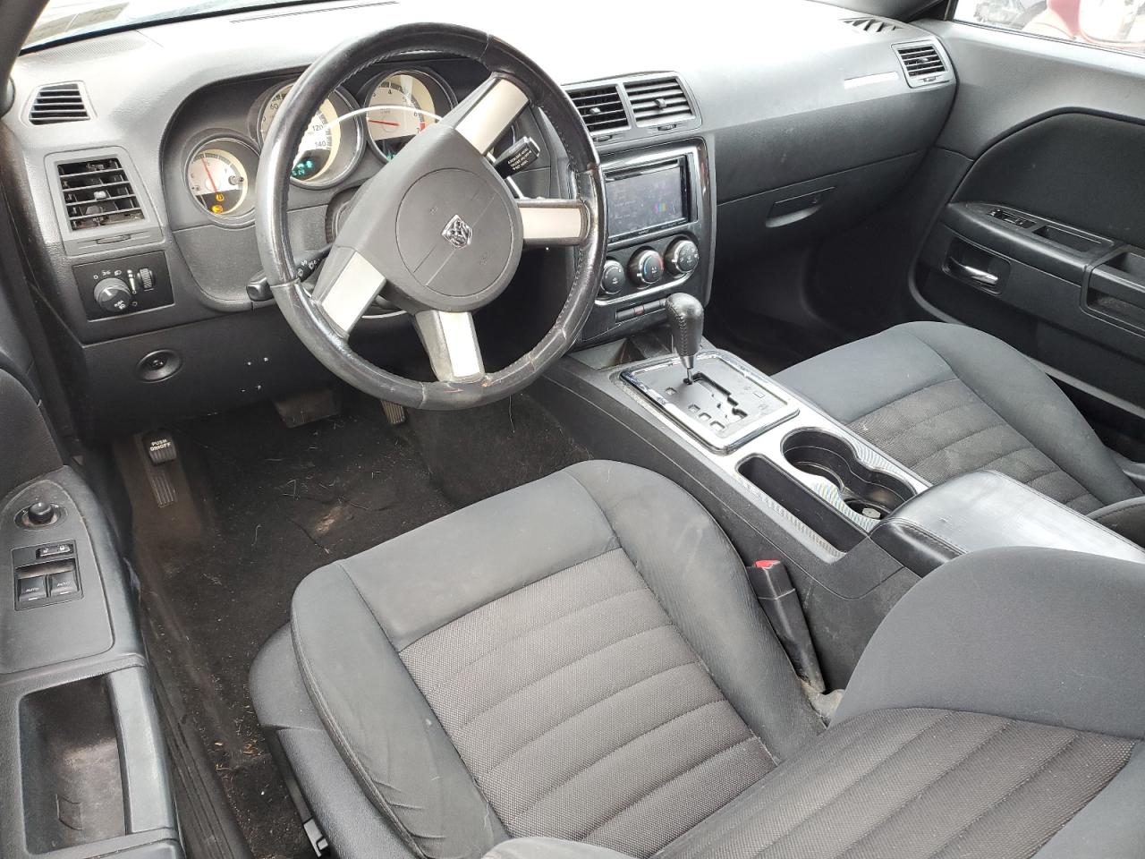 2010 Dodge Challenger - Image 8