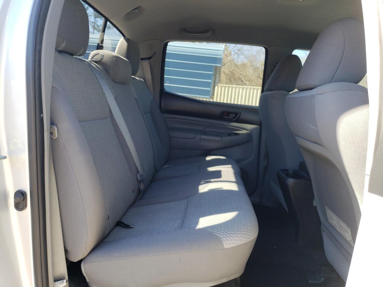 2012 Toyota Tacoma - Image 10
