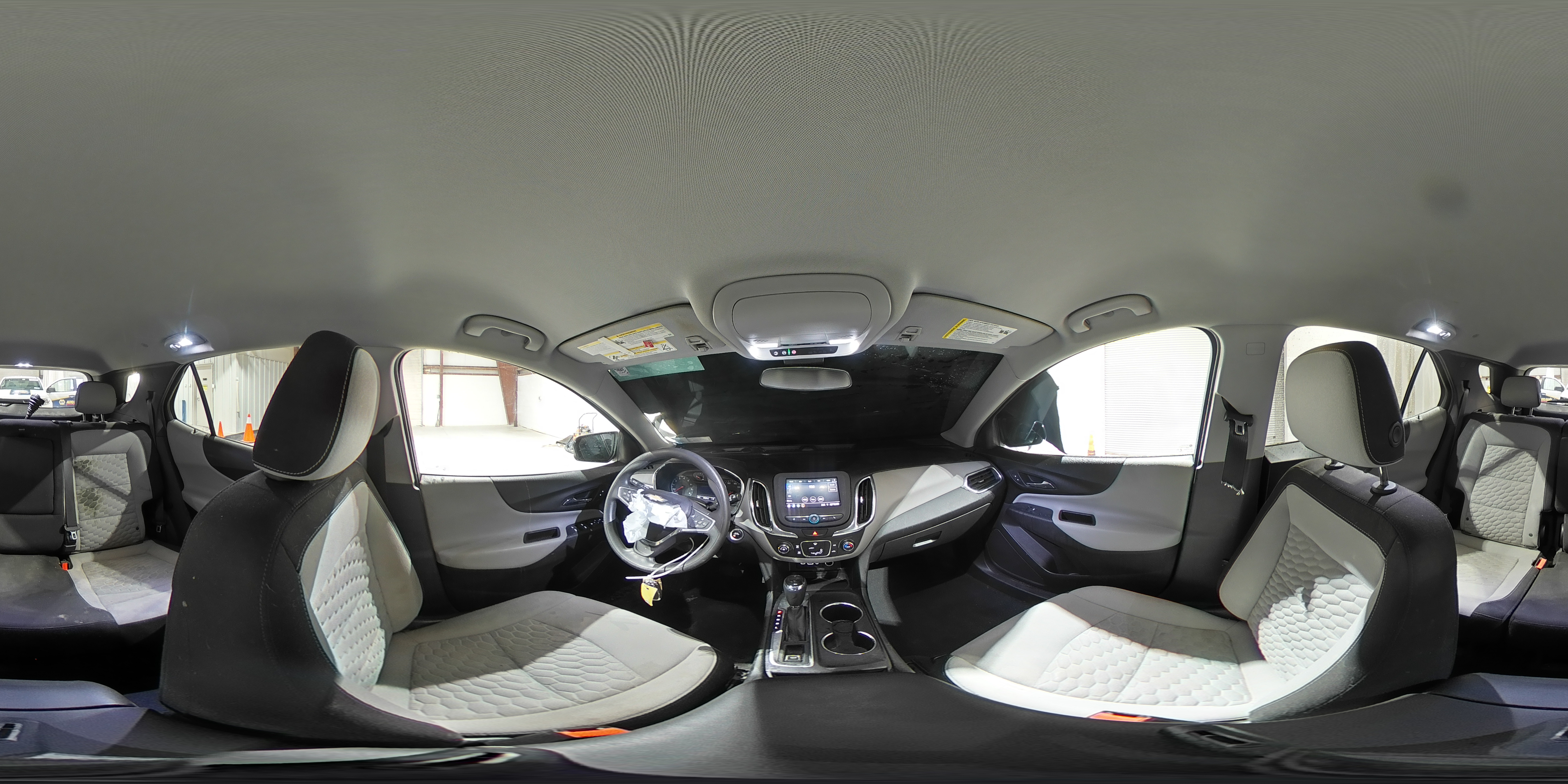 2020 Chevrolet Equinox - Image 16
