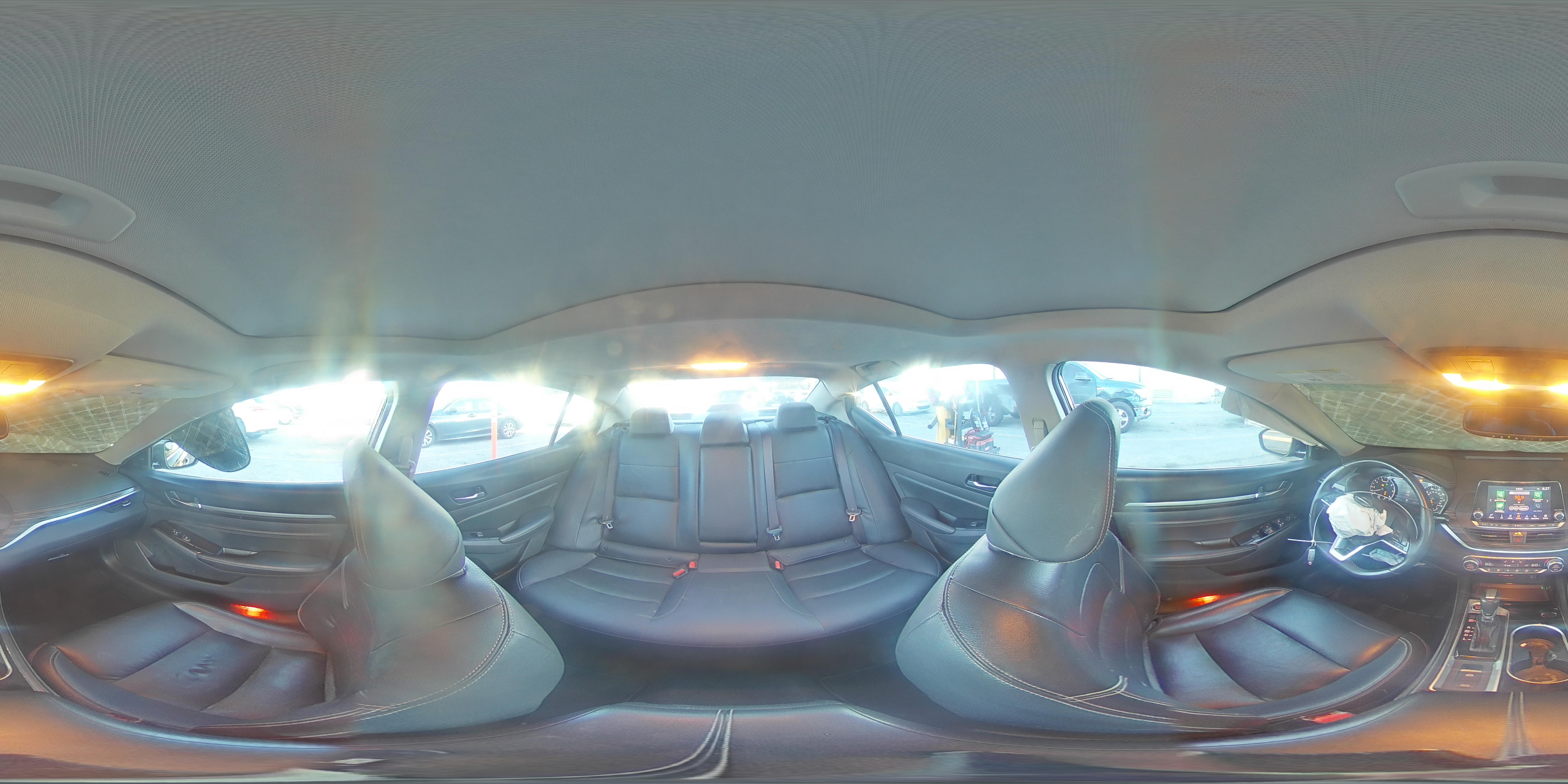 2020 Nissan Altima - Image 14