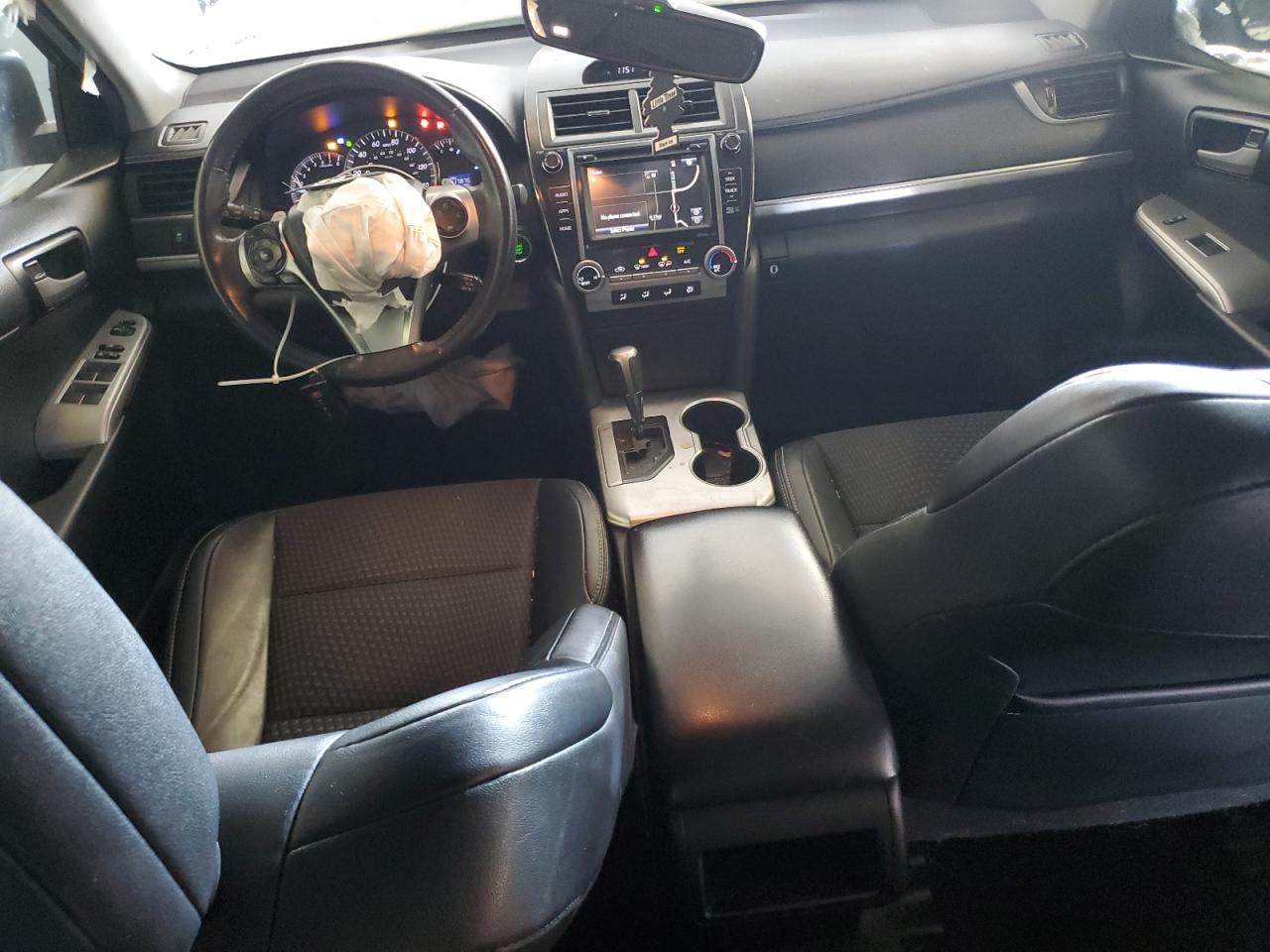 2014 Toyota Camry - Image 8