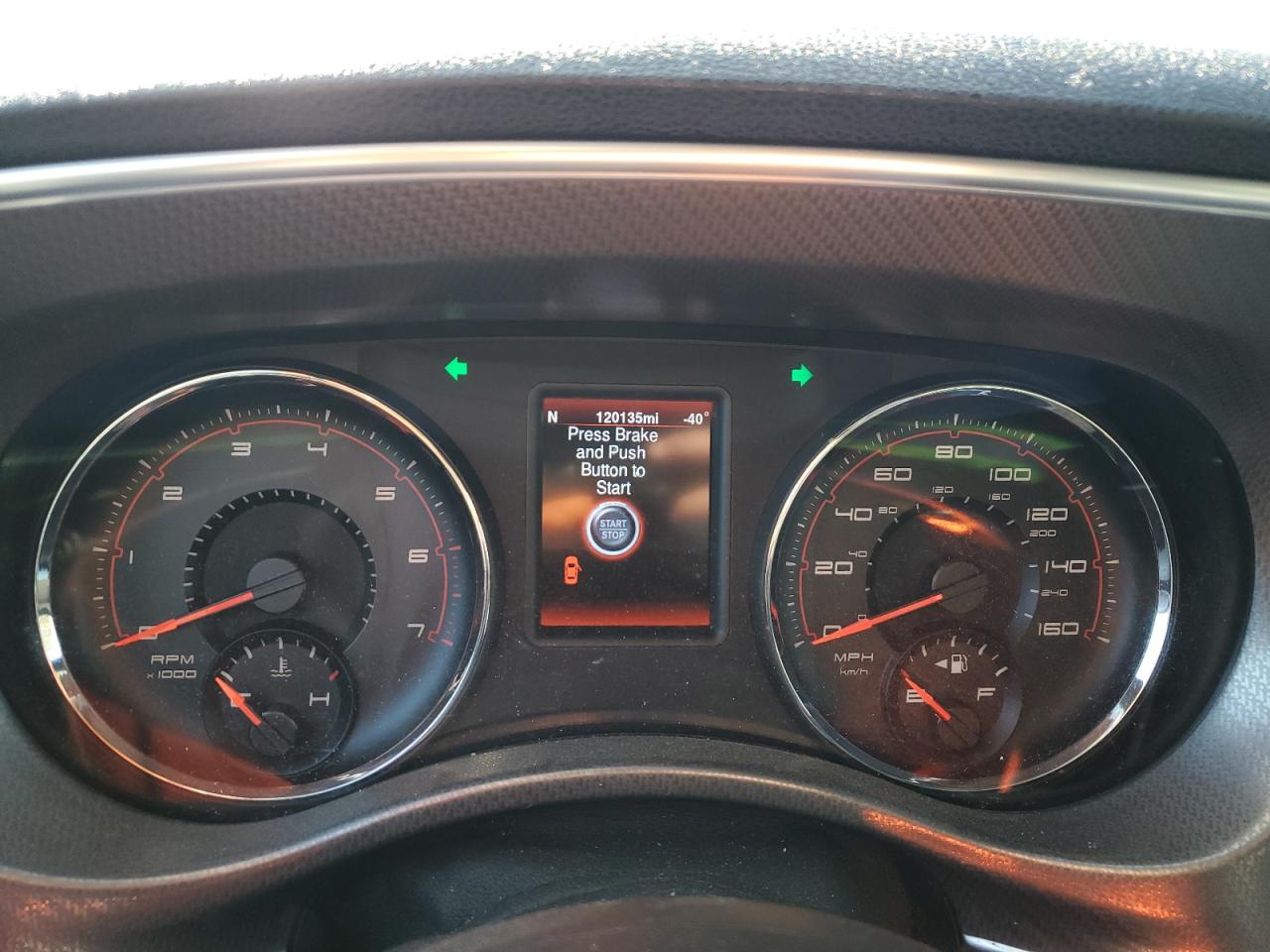 2014 Dodge Charger - Image 9