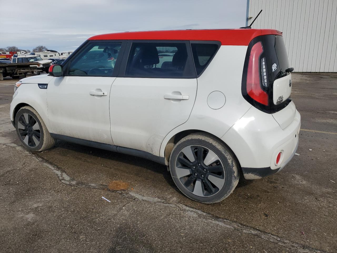 2017 Kia Soul - Image 2
