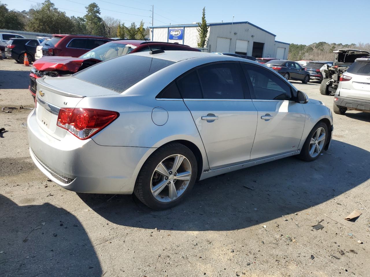 2015 Chevrolet Cruze - Image 3