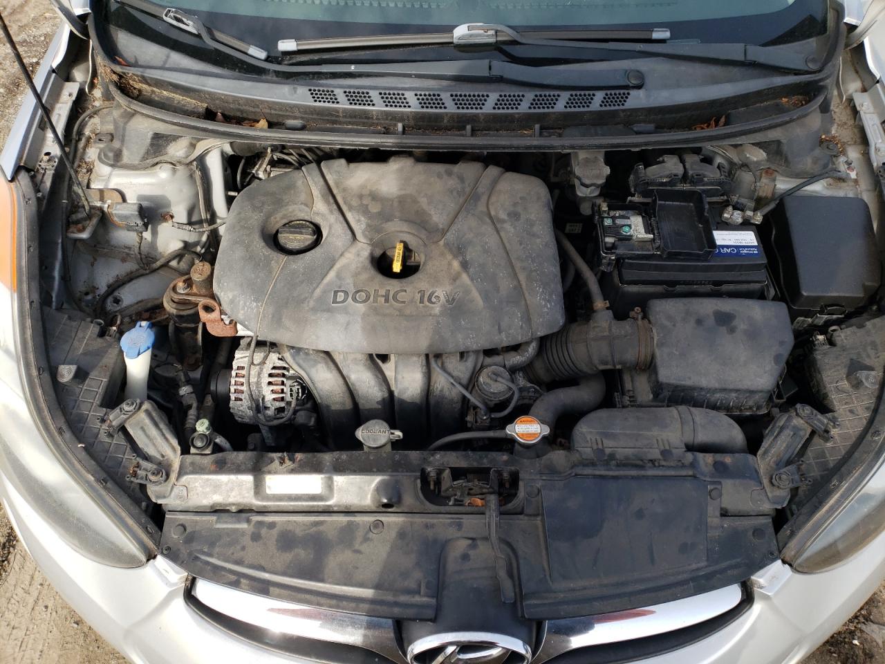 2011 Hyundai Elantra - Image 11