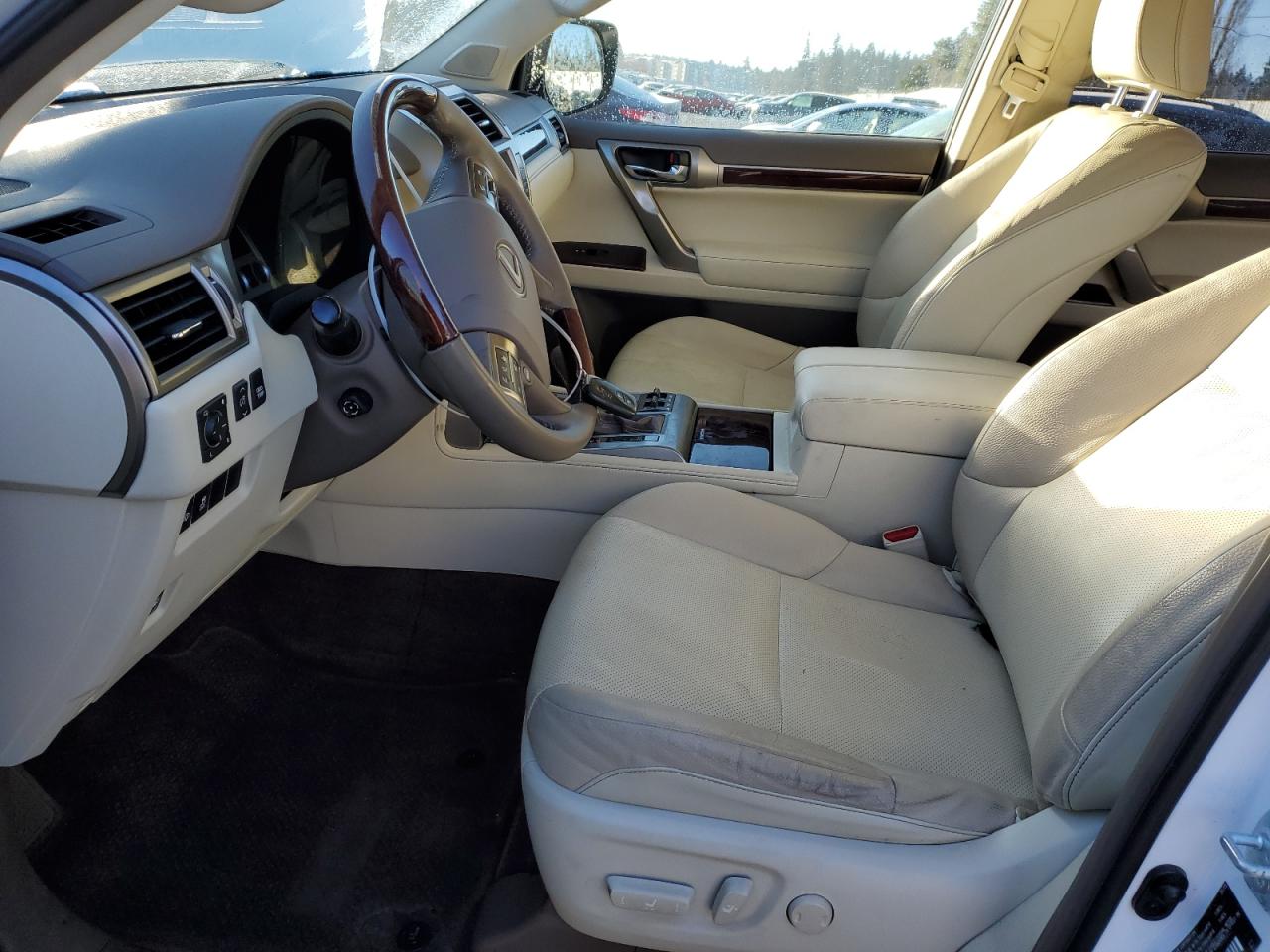 2015 Lexus GX - Image 7