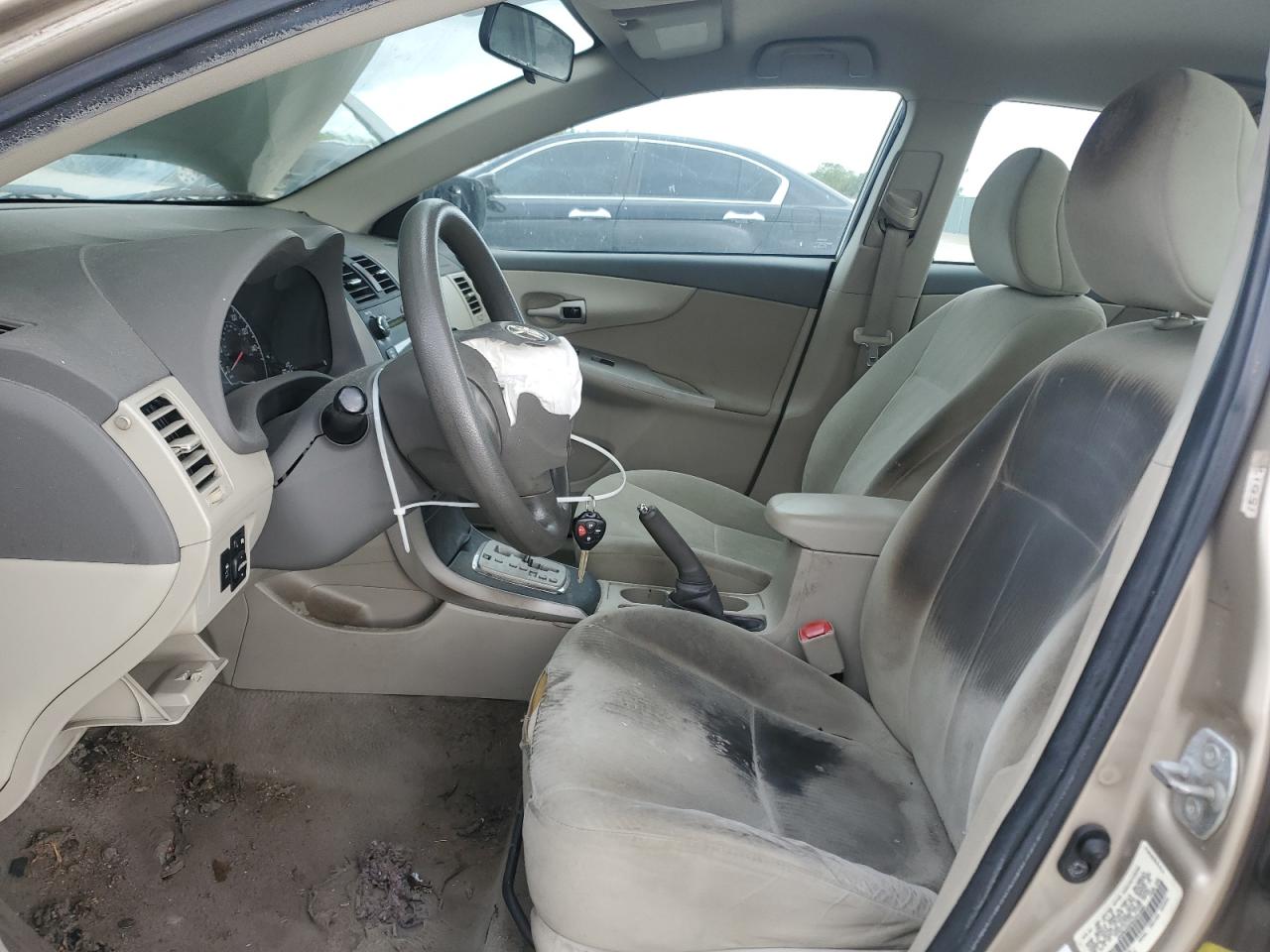 2010 Toyota Corolla - Image 7