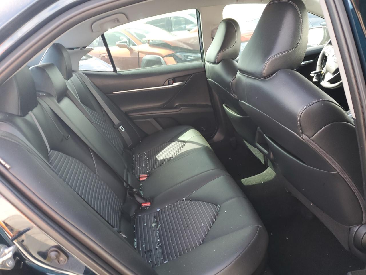 2019 Toyota Camry - Image 10