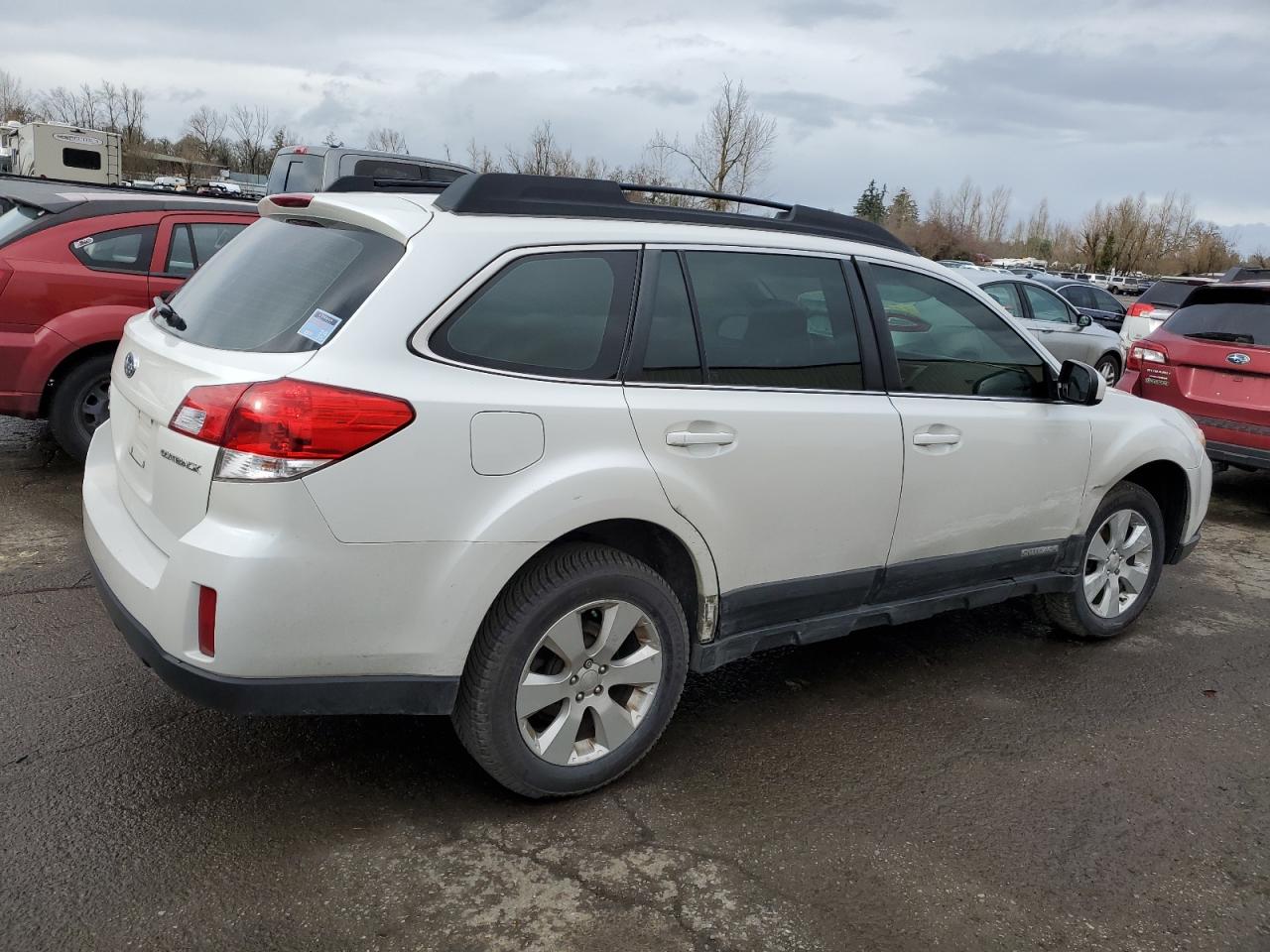 2012 Subaru Outback - Image 3