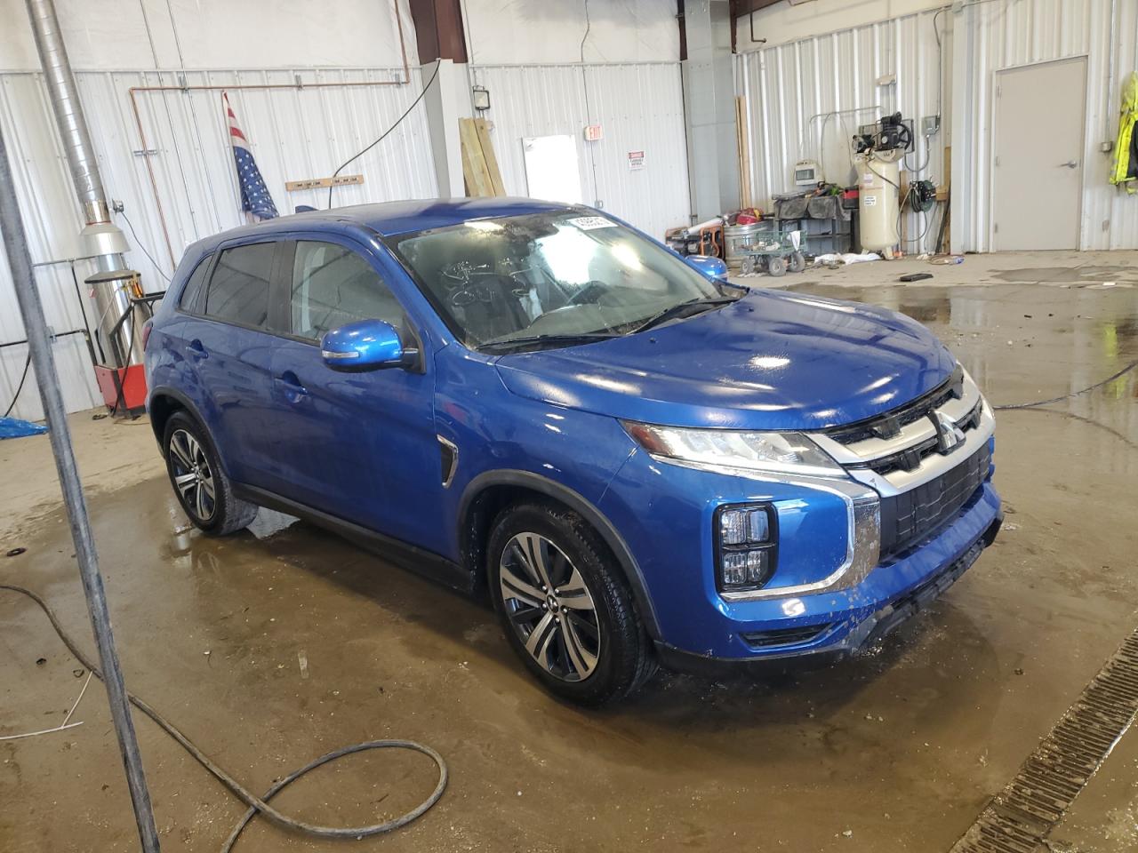 2020 Mitsubishi Outlander - Image 4