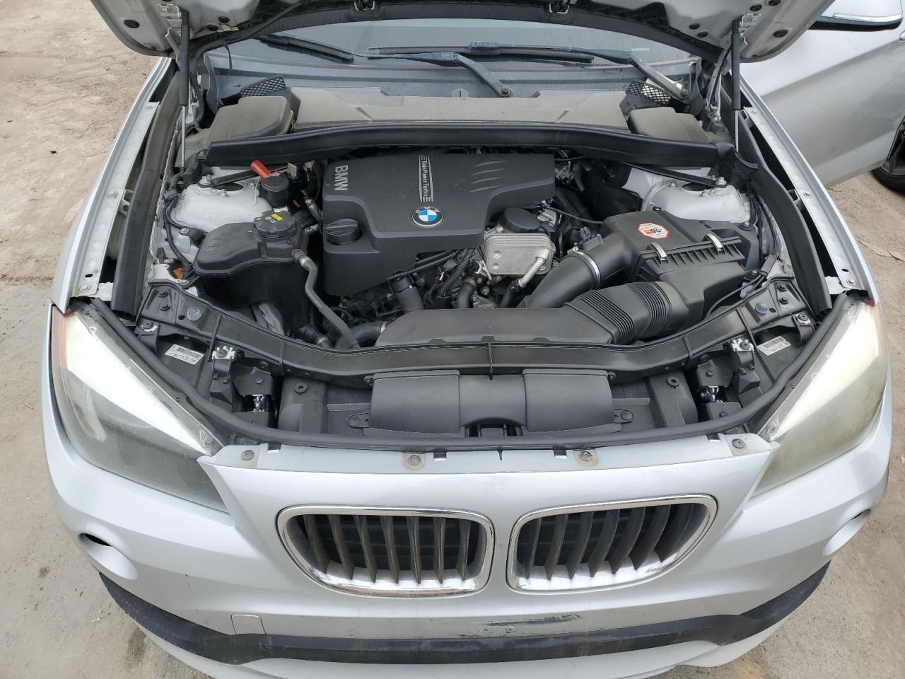 2015 BMW X1 - Image 12