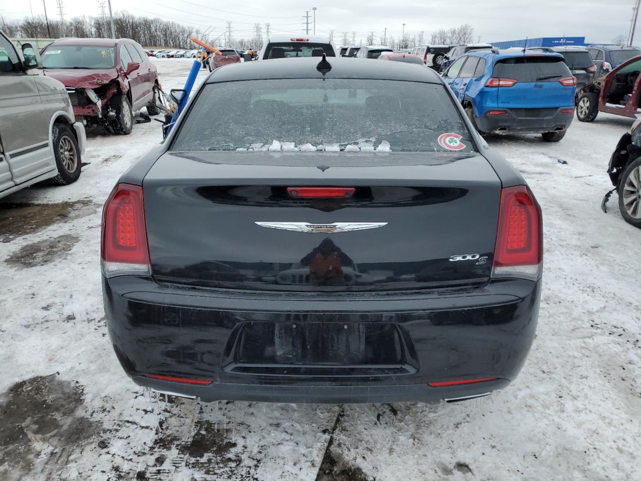 2015 Chrysler 300 - Image 6