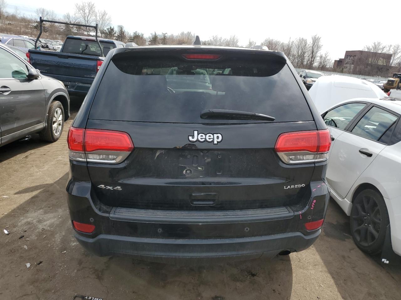 2017 Jeep Grand Cherokee - Image 6