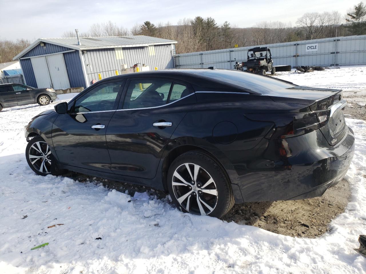 2017 Nissan Maxima - Image 2