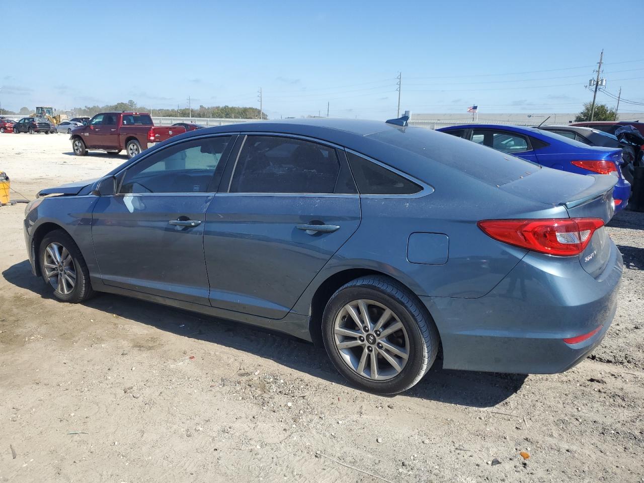 2016 Hyundai Sonata - Image 2