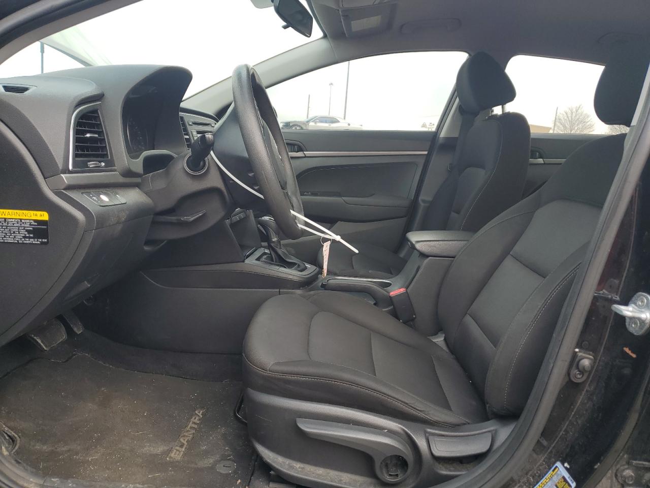 2018 Hyundai Elantra - Image 7