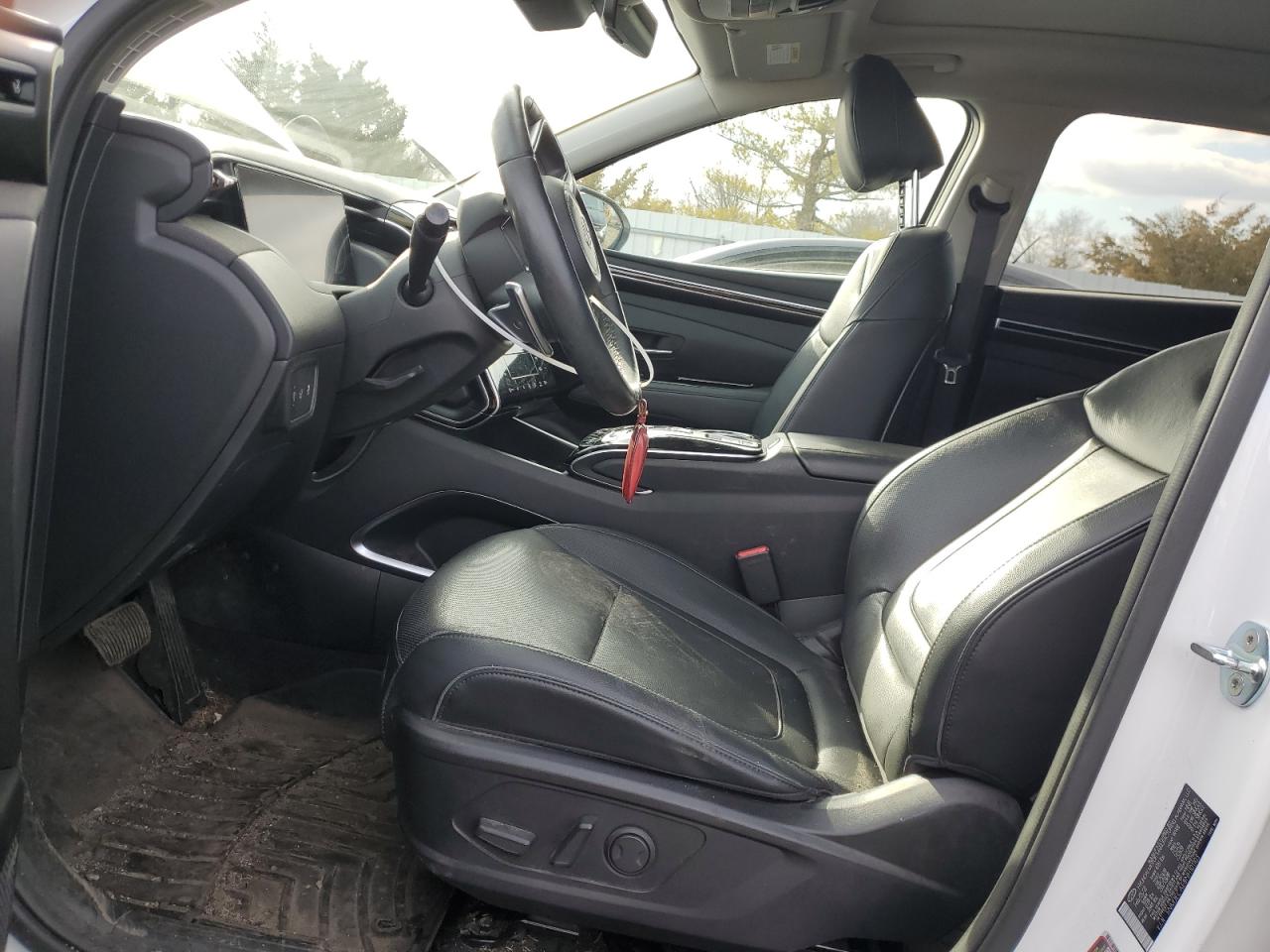 2022 Hyundai Tucson - Image 7