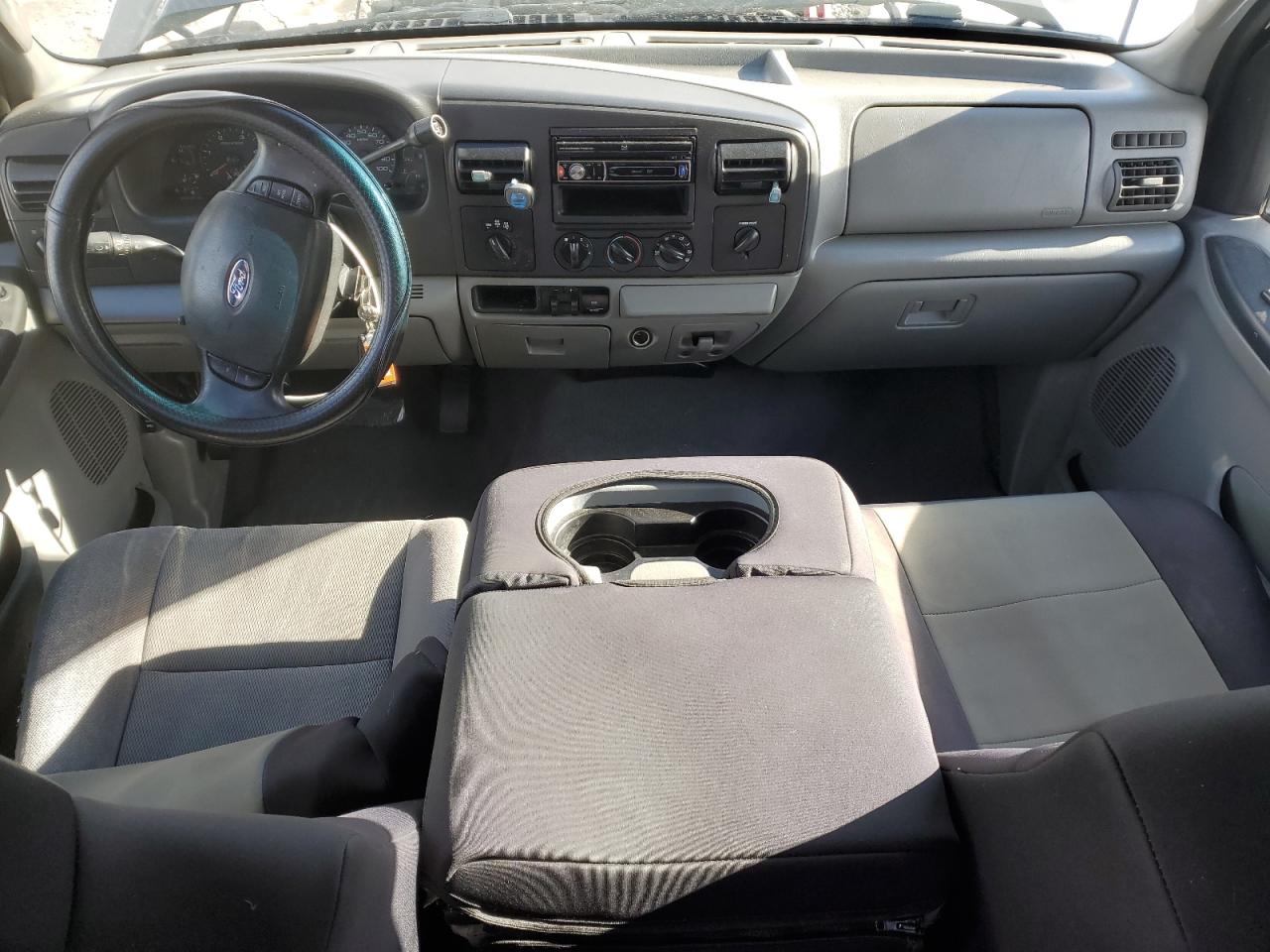 2006 Ford F250 - Image 8