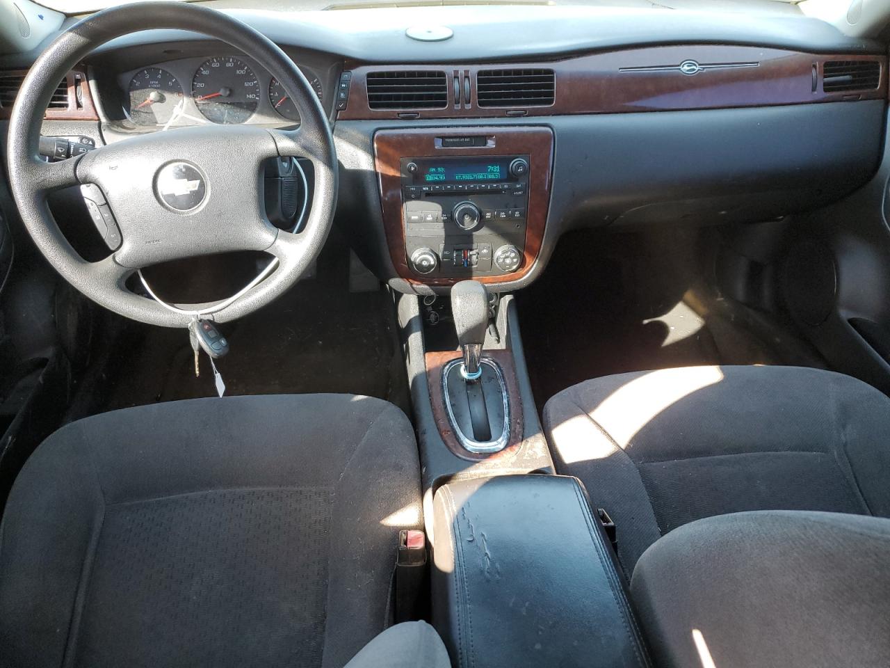 2009 Chevrolet Impala - Image 8