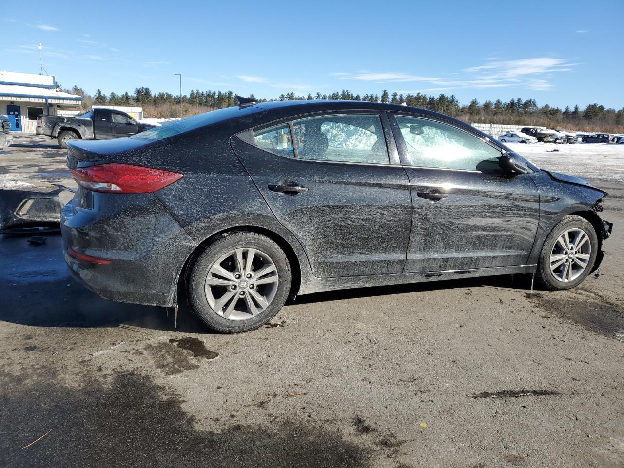 2018 Hyundai Elantra - Image 3