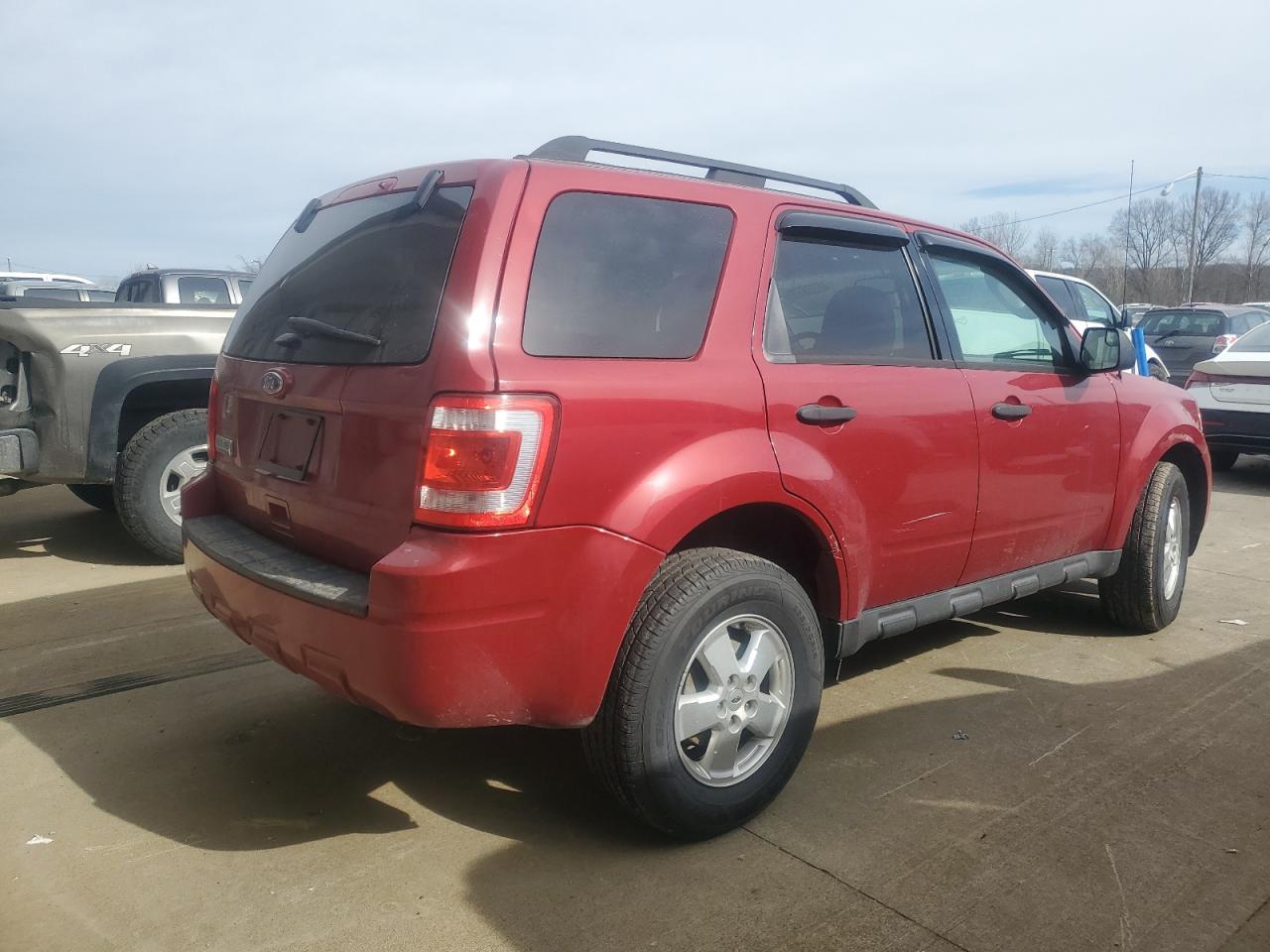 2011 Ford Escape - Image 3