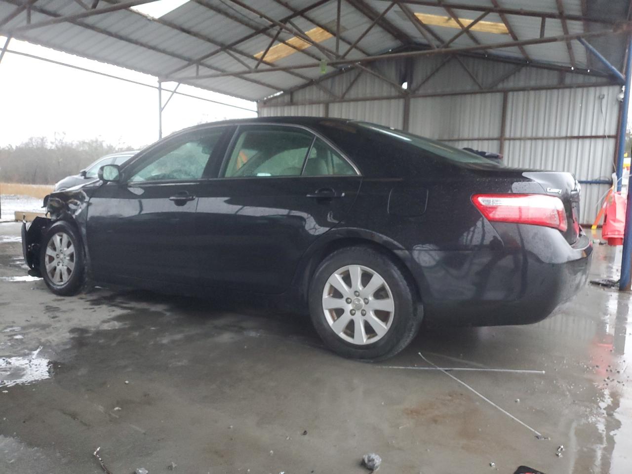 2009 Toyota Camry - Image 2