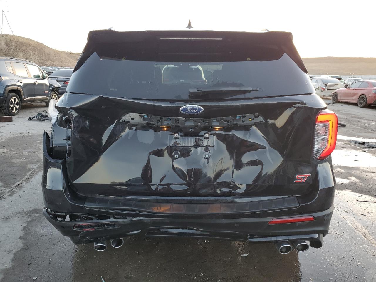 2023 Ford Explorer - Image 6