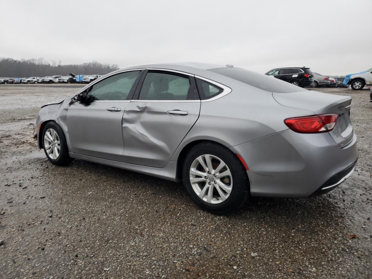2015 Chrysler 200 - Image 2