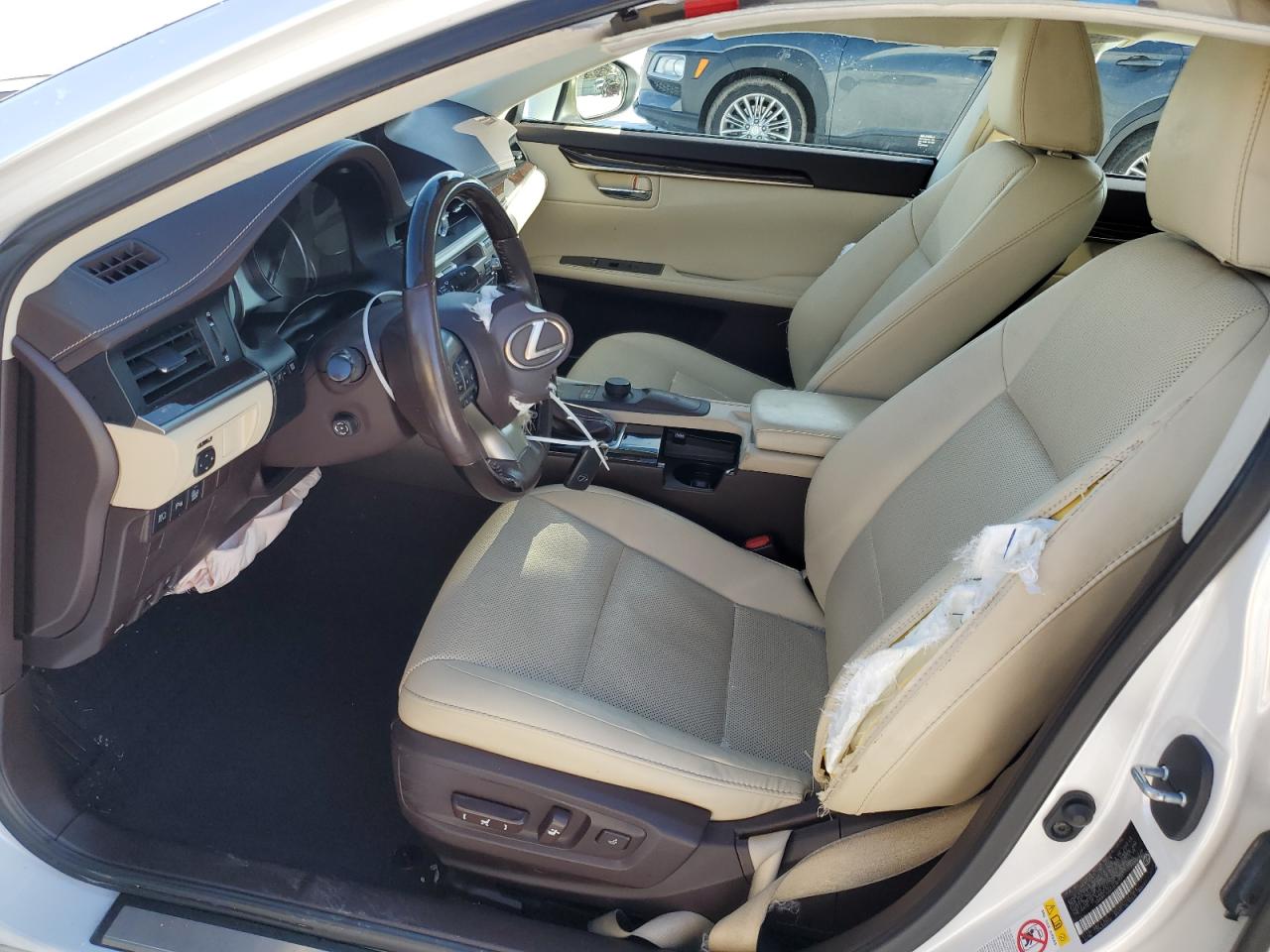 2018 Lexus ES - Image 7