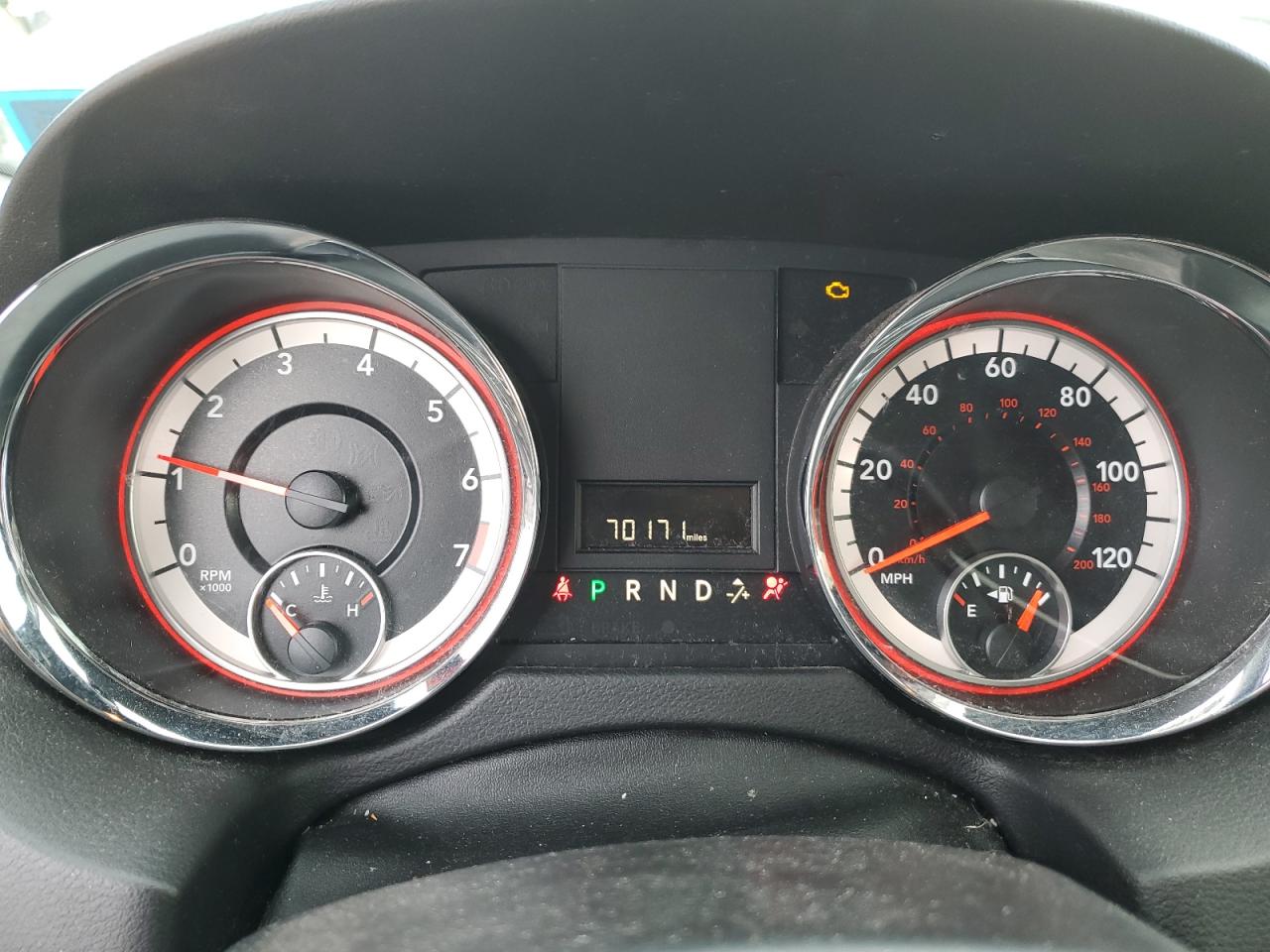 2019 Dodge Caravan - Image 9