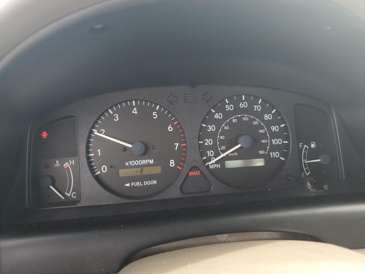 1998 Toyota Corolla - Image 9