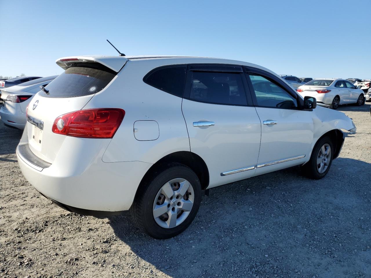 2013 Nissan Rogue - Image 3