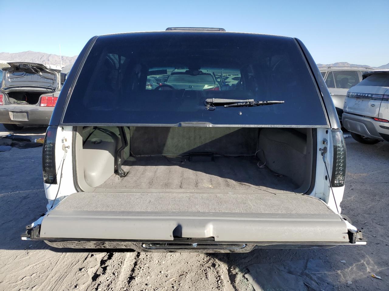 1997 Chevrolet Tahoe - Image 6