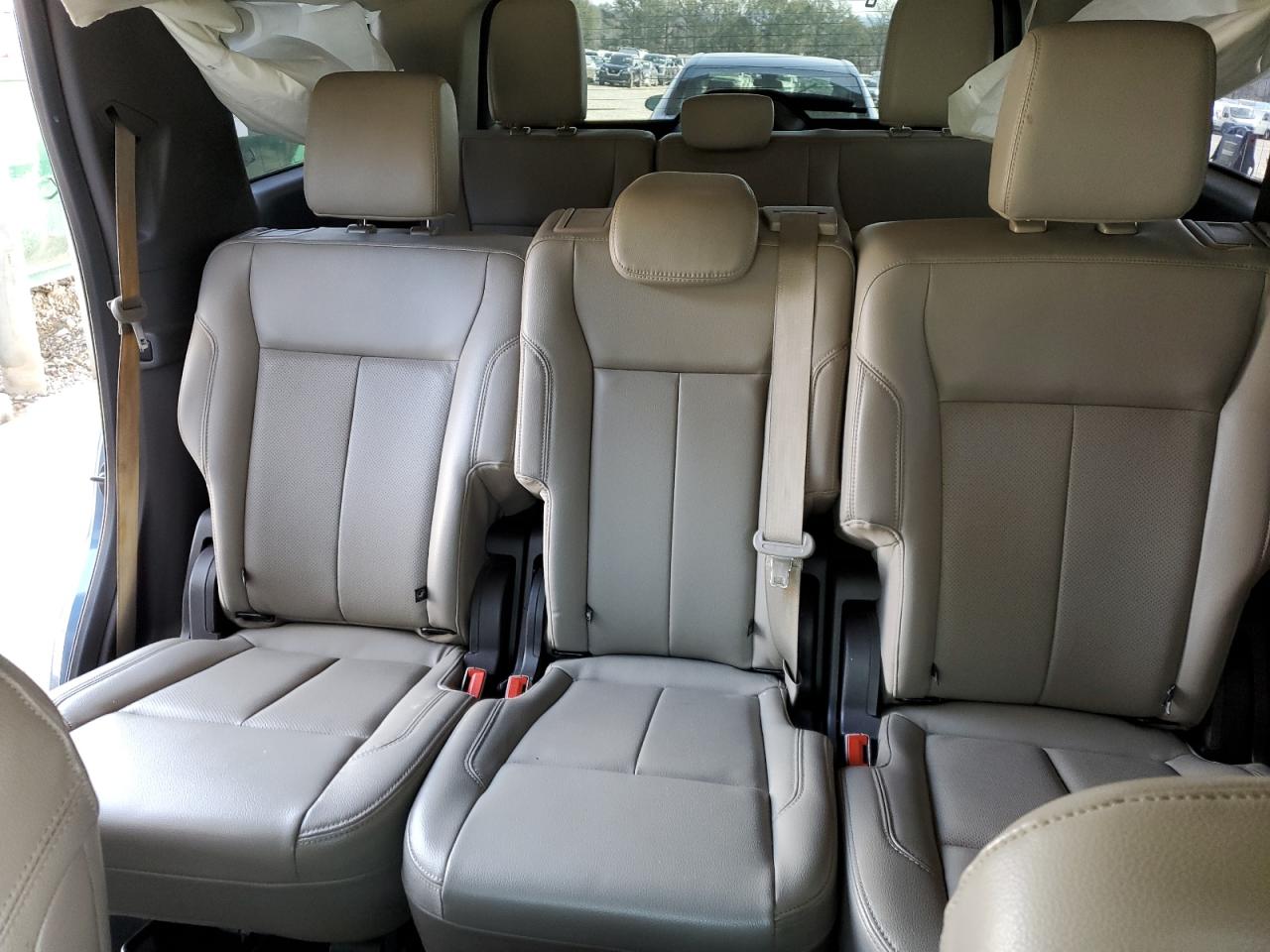 2019 Ford Expedition - Image 10