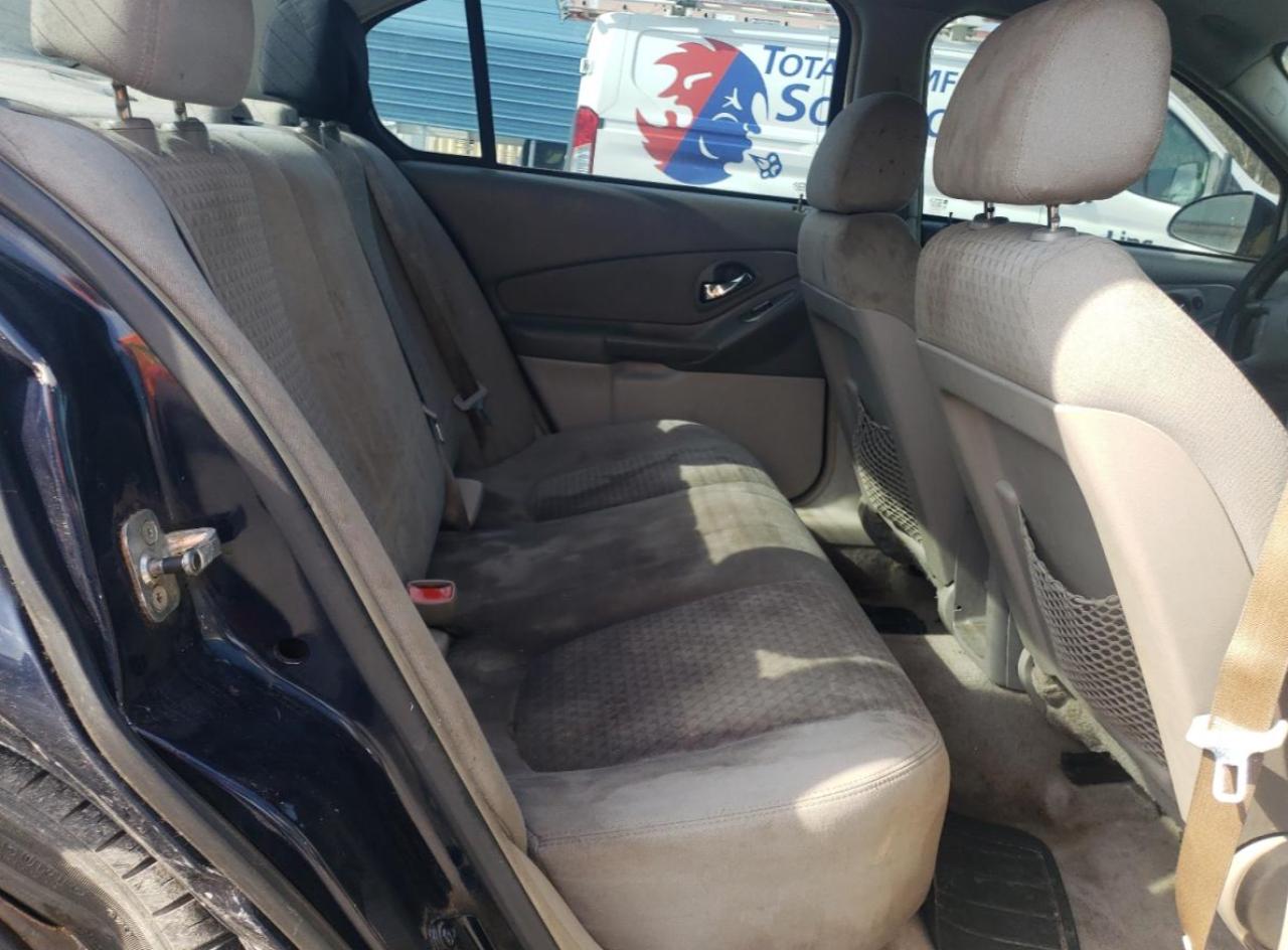 2007 Chevrolet Malibu - Image 11