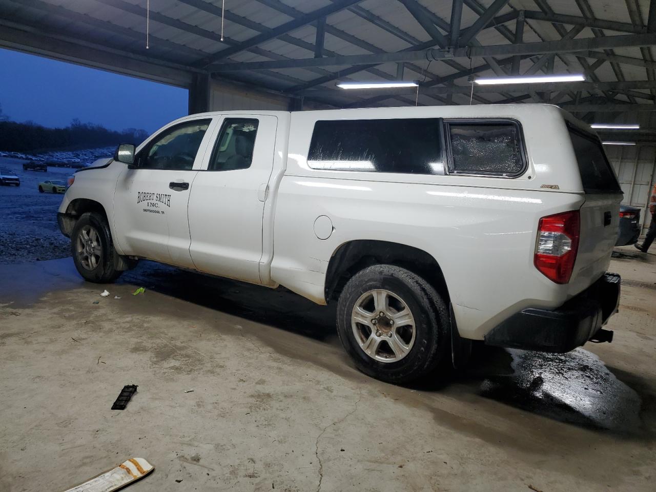 2016 Toyota Tundra - Image 2