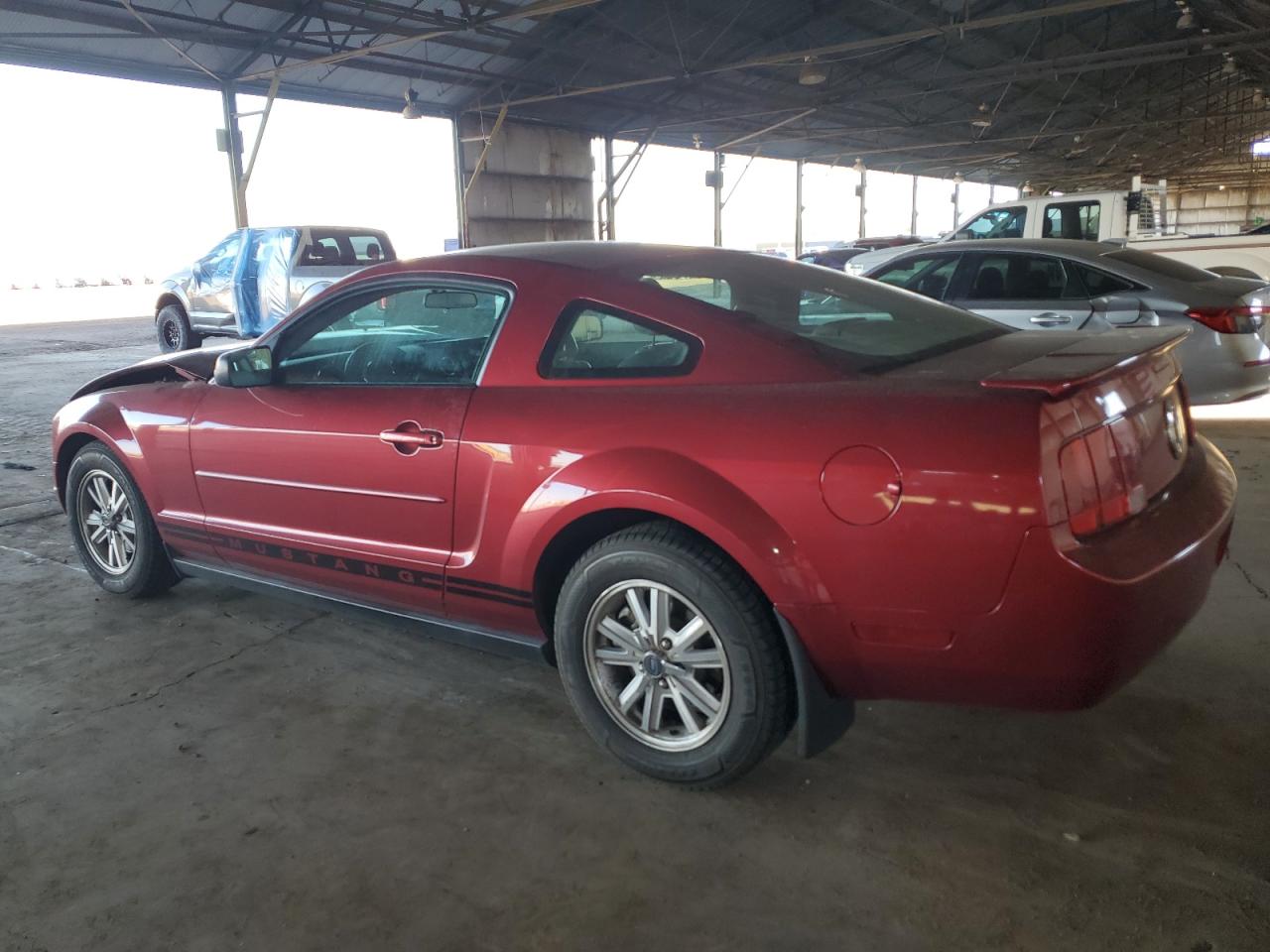 2007 Ford Mustang - Image 2